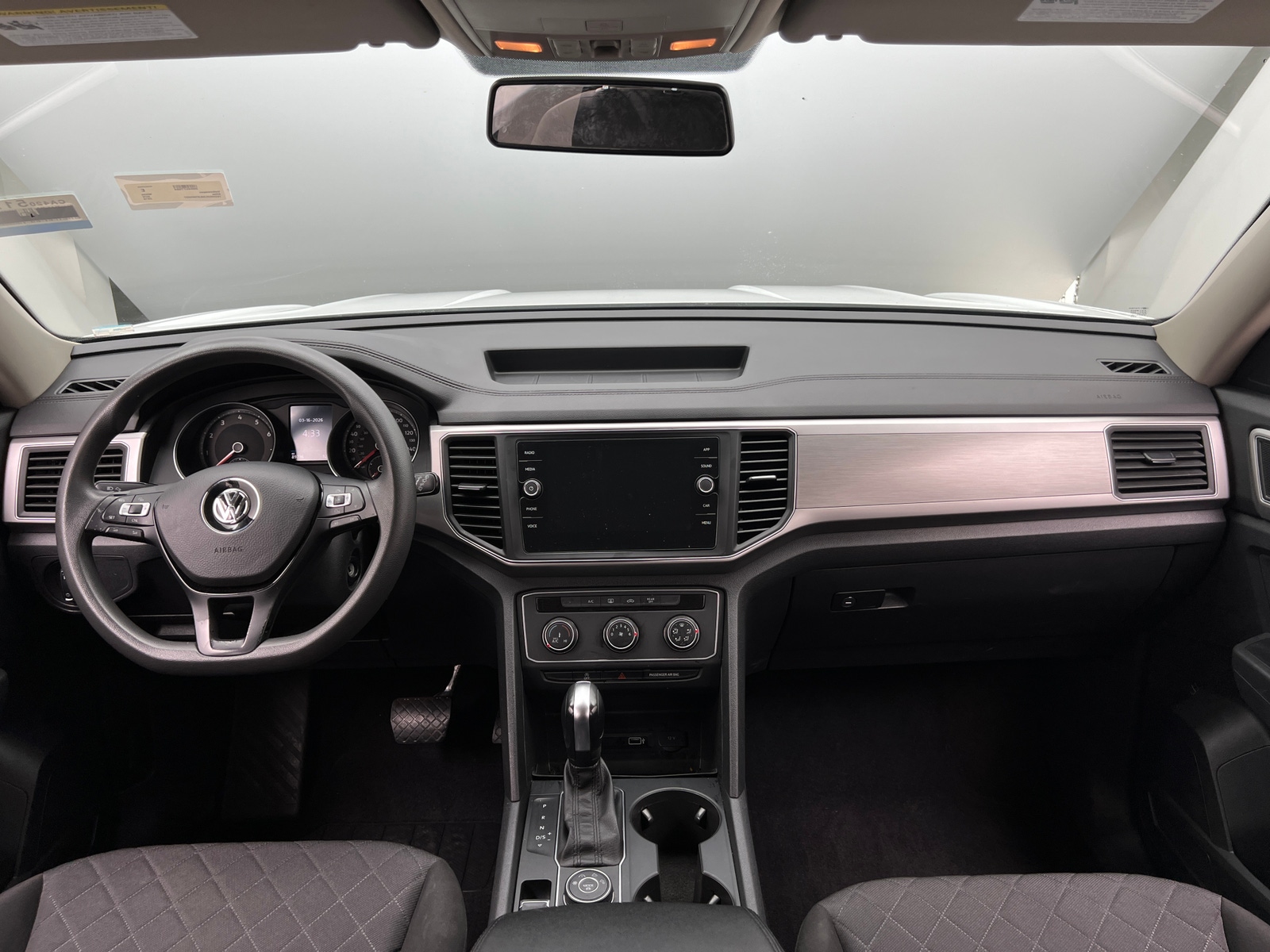 Thumbnail: 2018 Volkswagen Atlas - 3