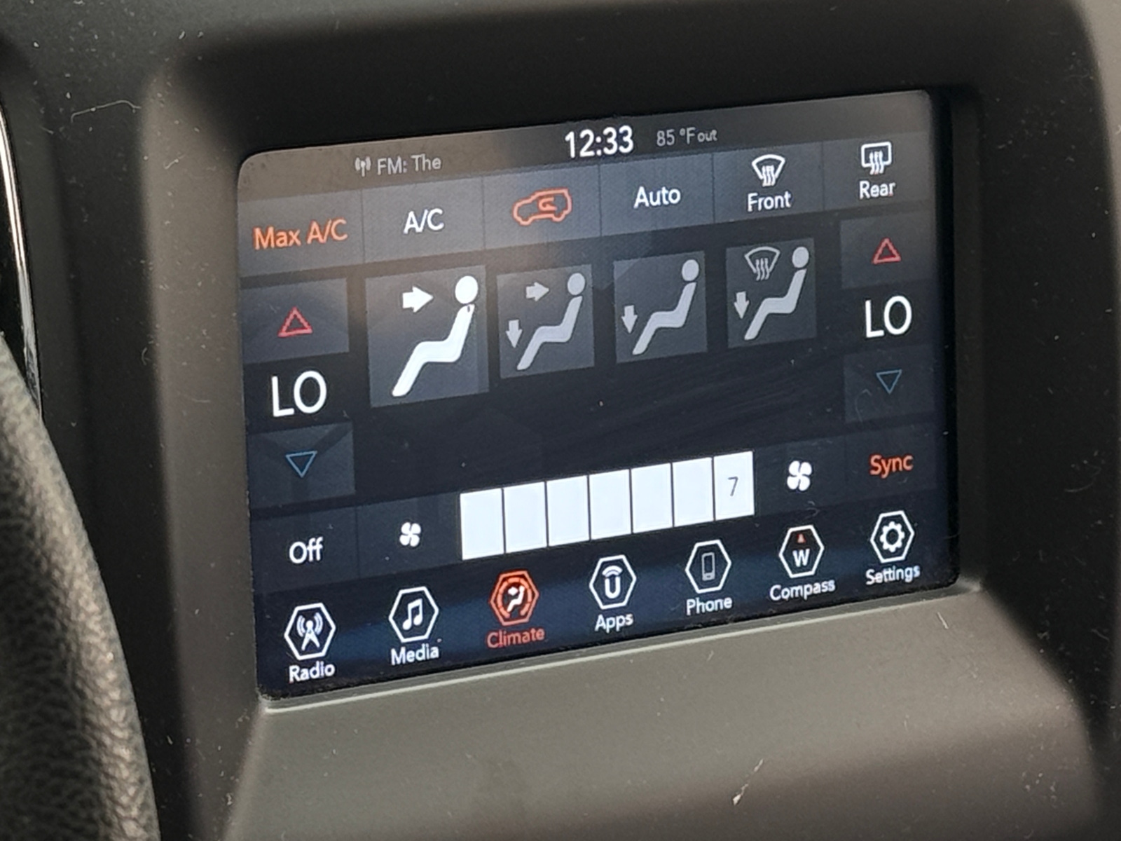 Thumbnail: 2019 Jeep Compass - 4