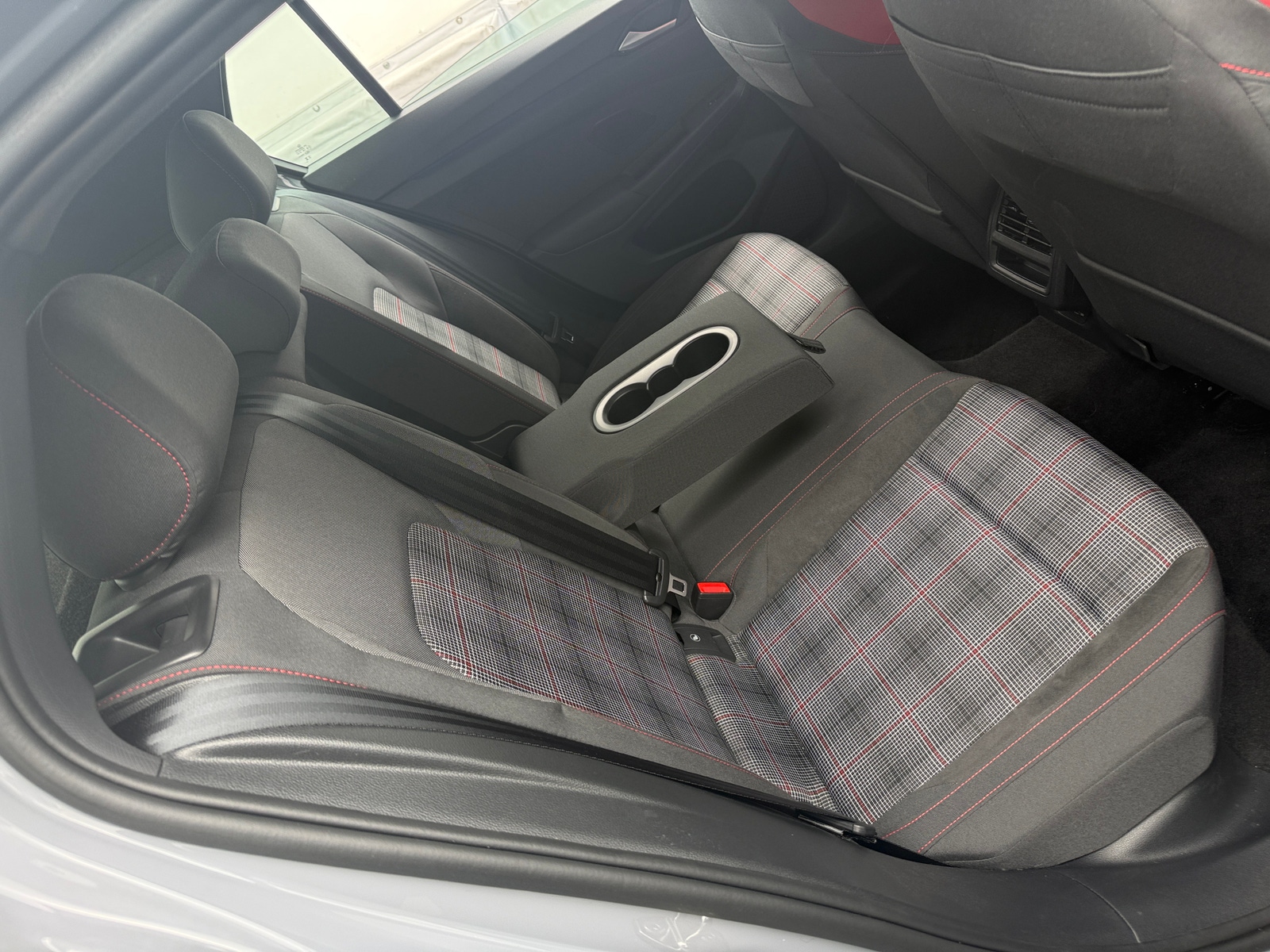 Thumbnail: 2024 Volkswagen Golf - 6