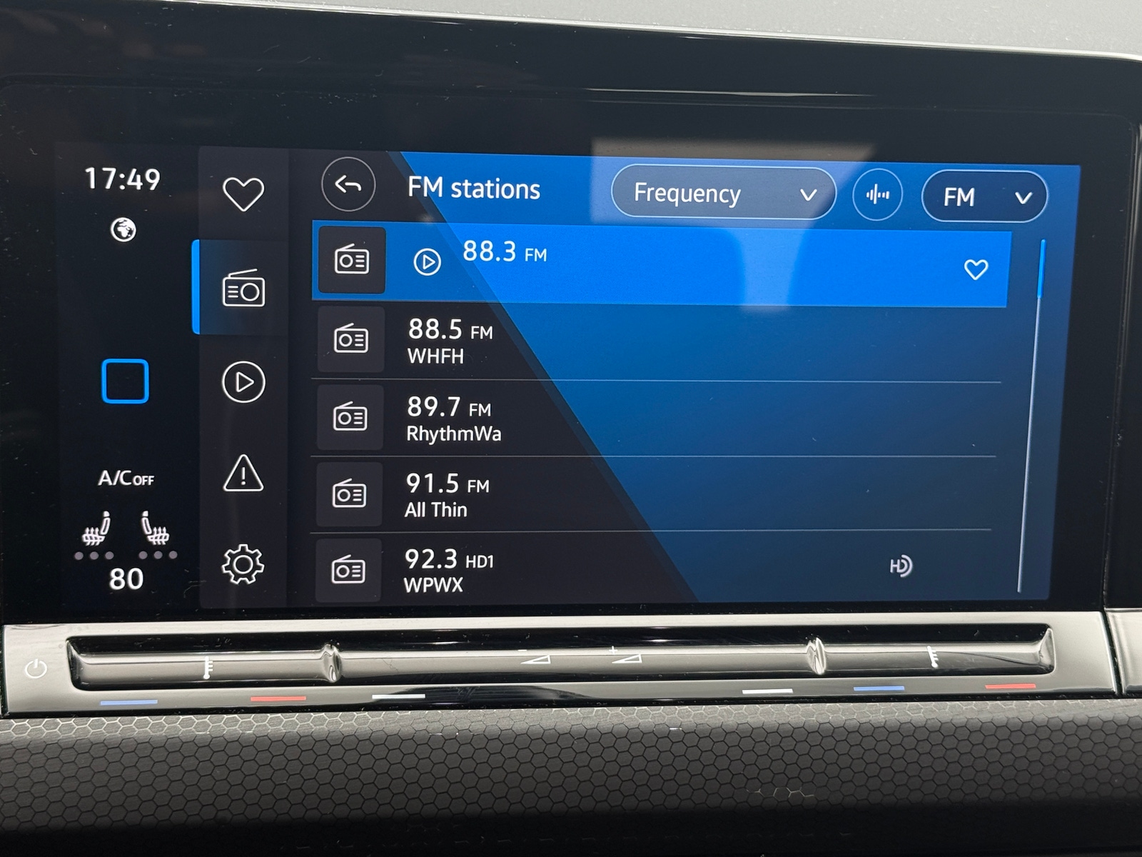 Thumbnail: 2024 Volkswagen Golf - 4