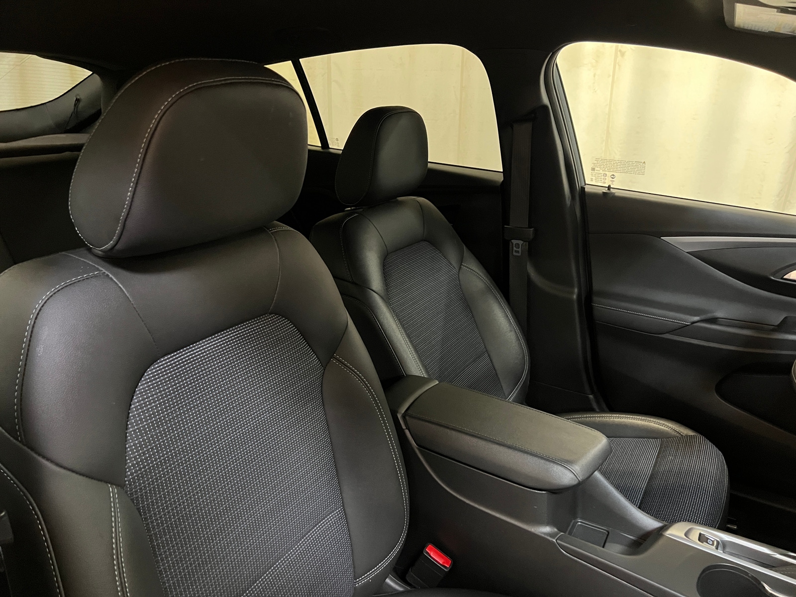 Thumbnail: 2025 Buick Envista - 2