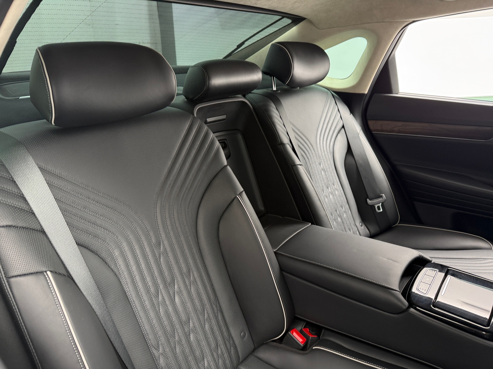 Thumbnail: 2021 Genesis G80 - 5