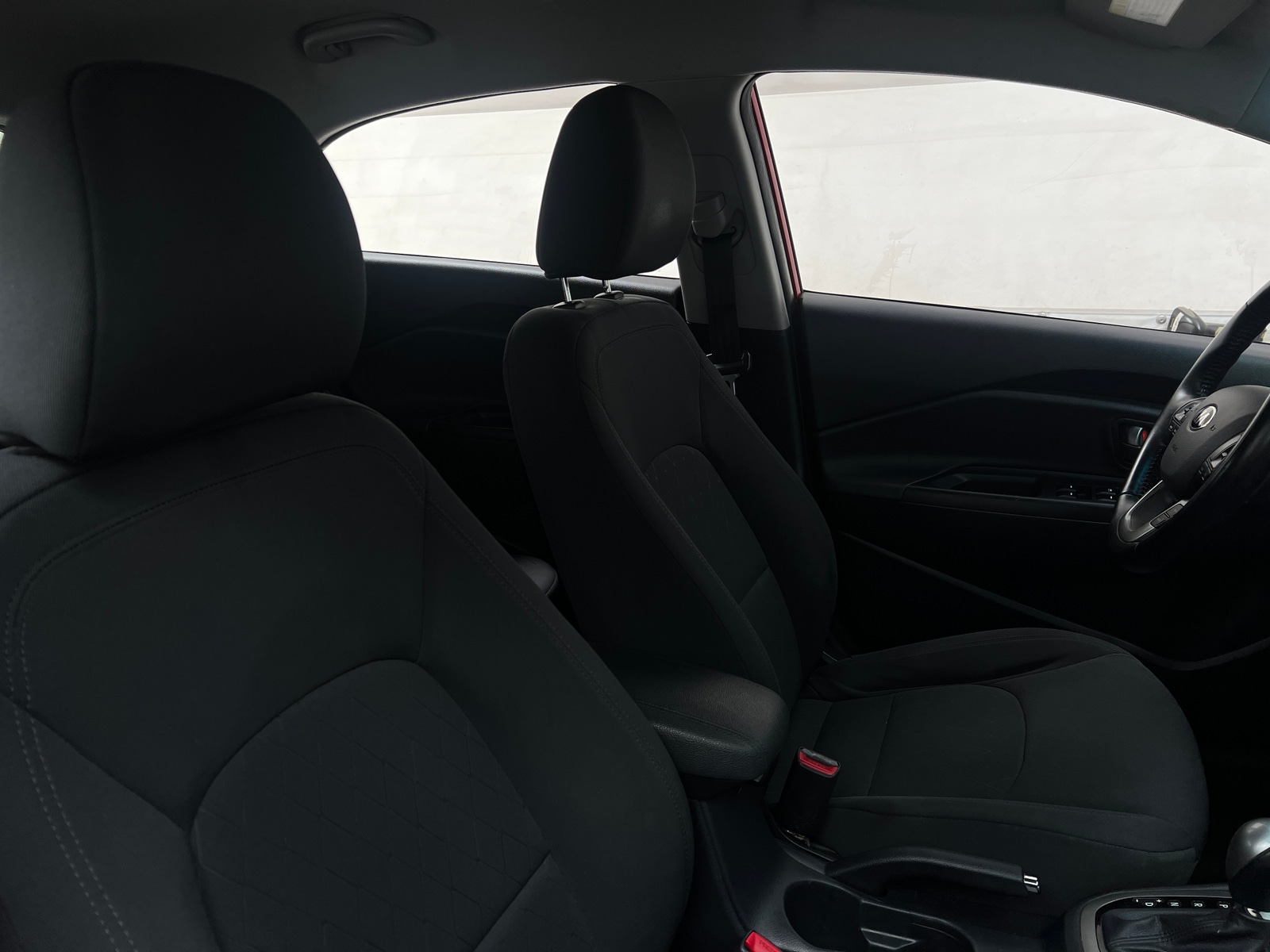 Thumbnail: 2016 Kia Rio - 2