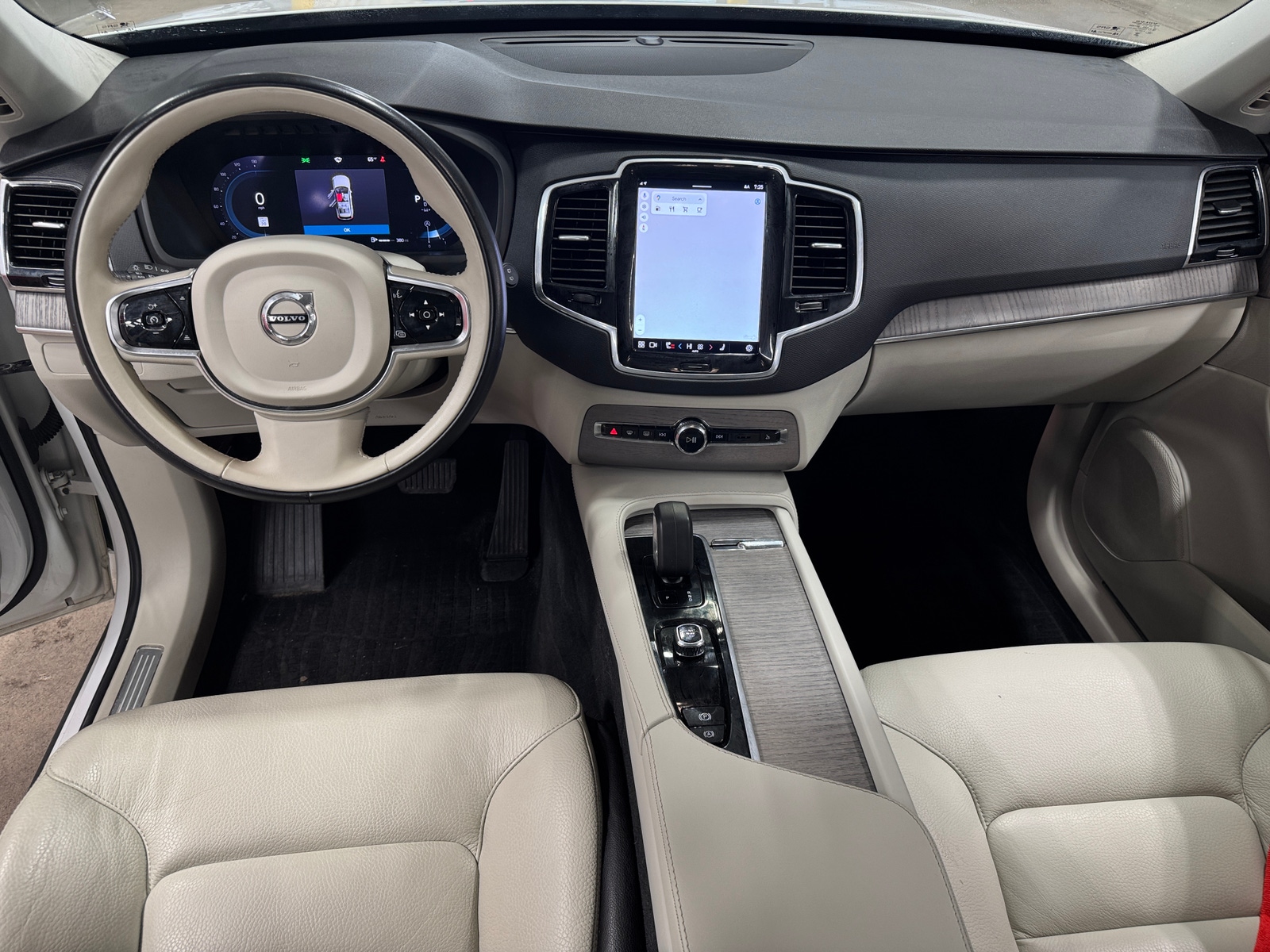 Thumbnail: 2023 Volvo XC90 - 2