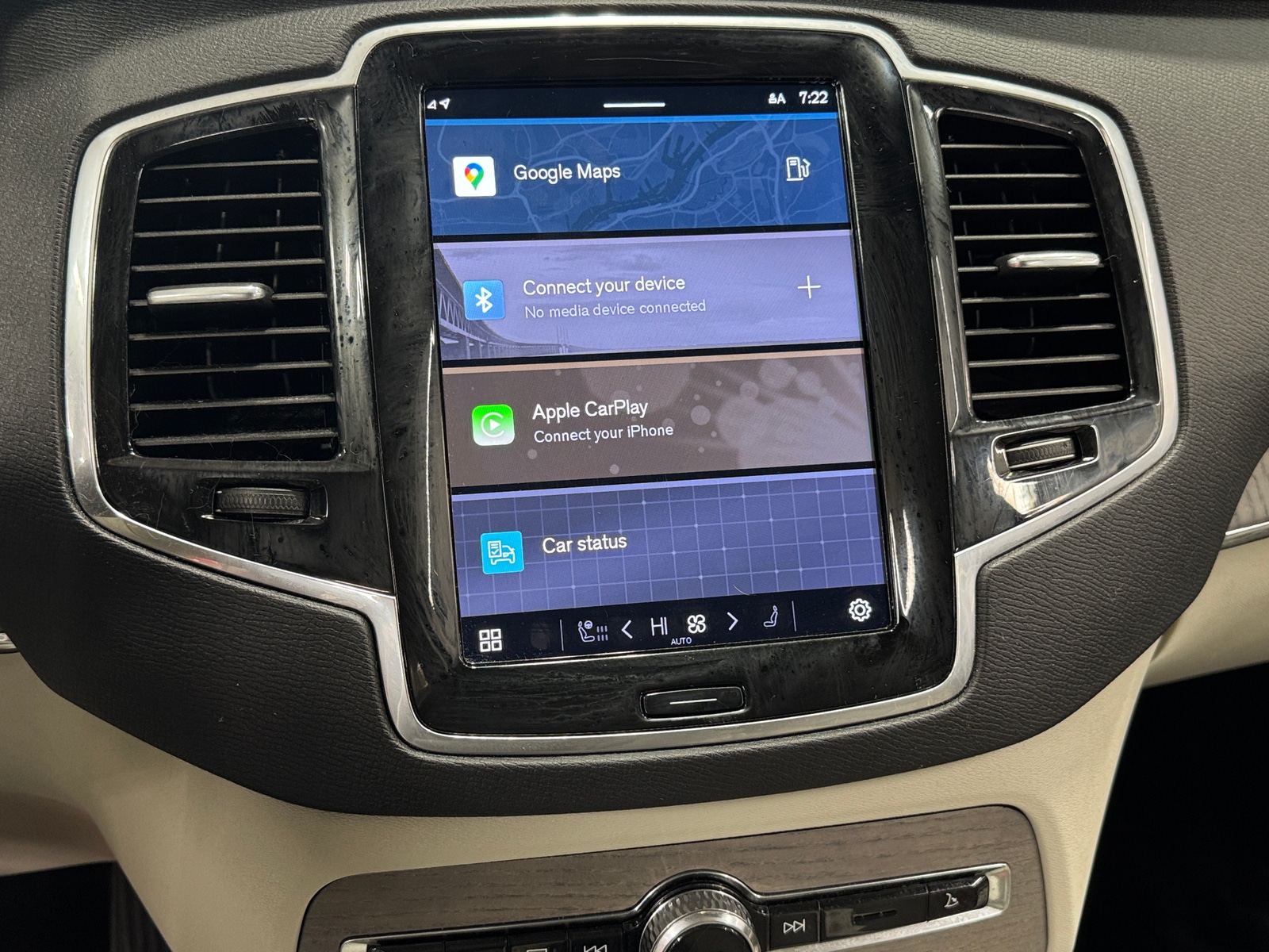 Thumbnail: 2023 Volvo XC90 - 3