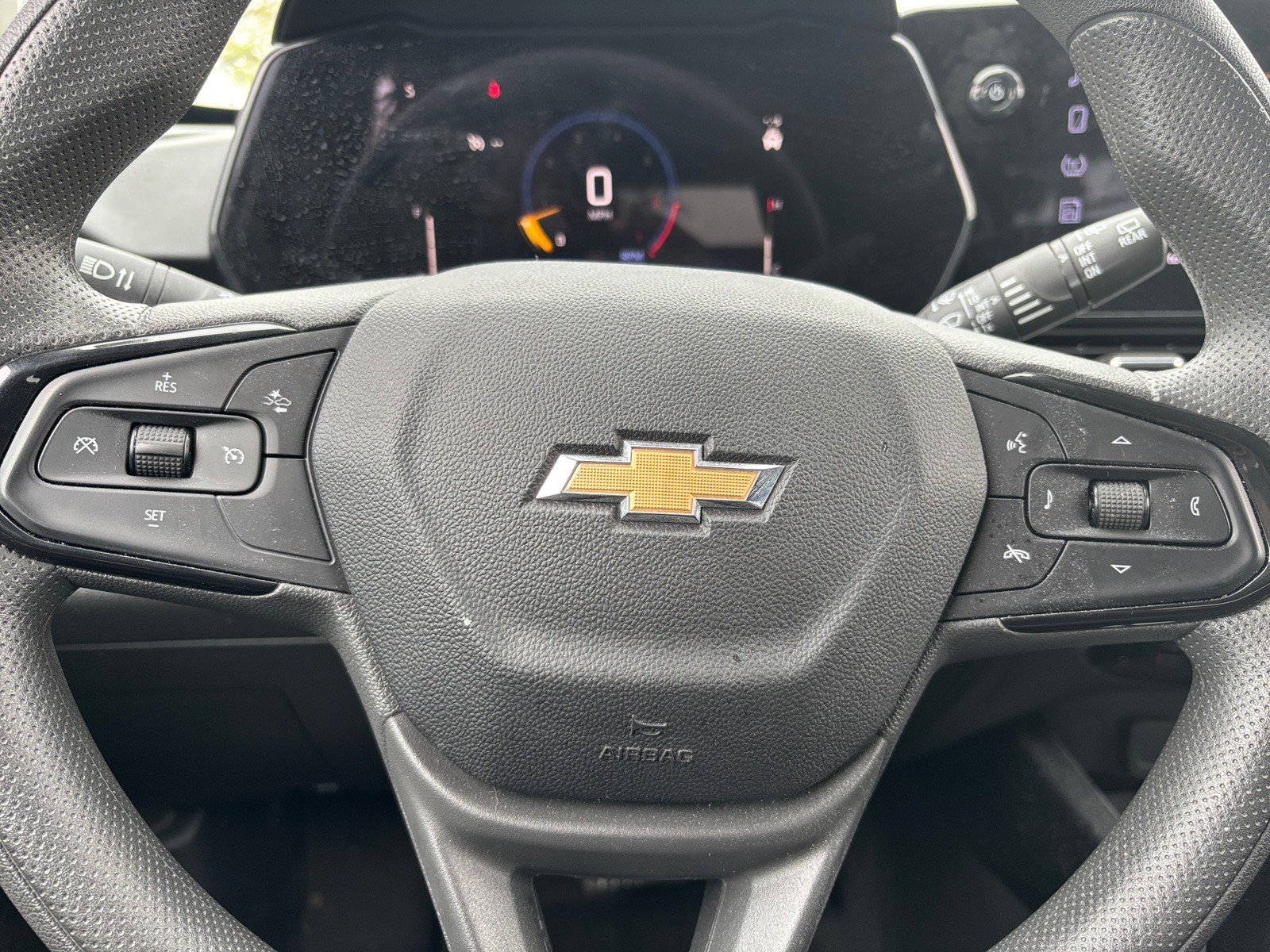 Thumbnail: 2025 Chevrolet Trax - 5