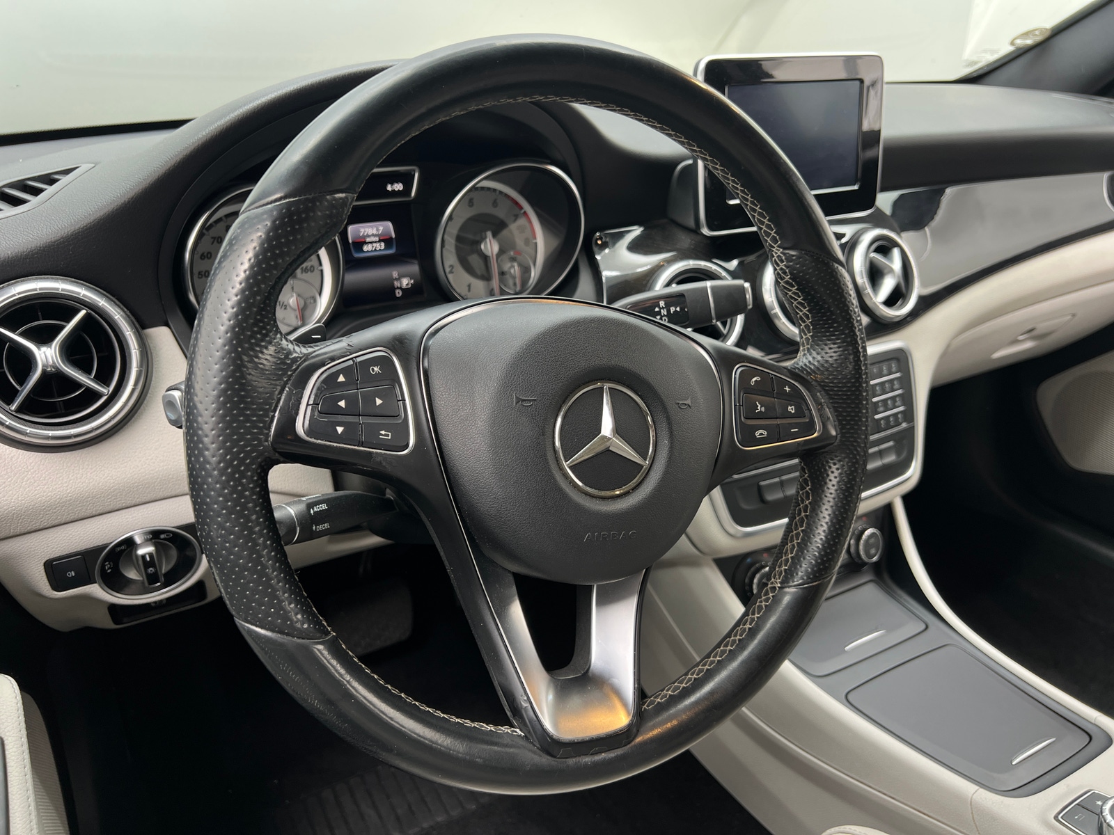 Thumbnail: 2016 Mercedes-Benz CLA - 4