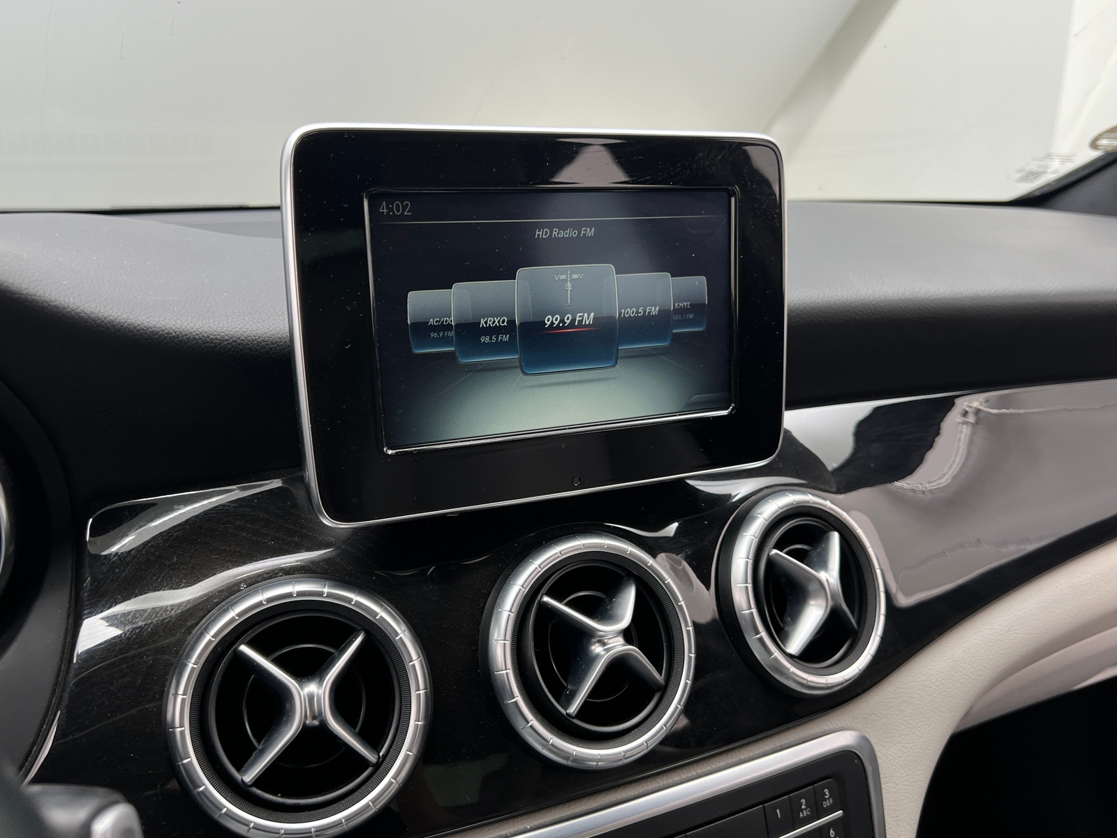 Thumbnail: 2016 Mercedes-Benz CLA - 3