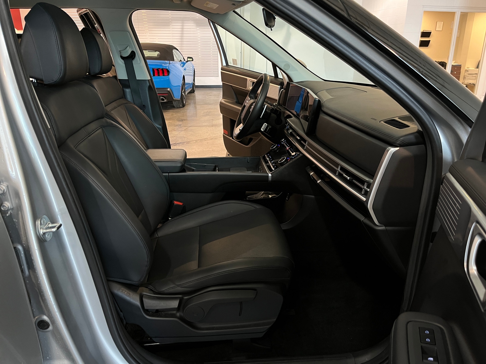 Thumbnail: 2025 Hyundai Santa Fe - 2