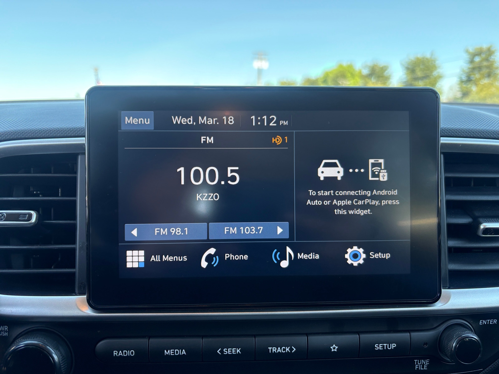 Thumbnail: 2025 Hyundai Venue - 4