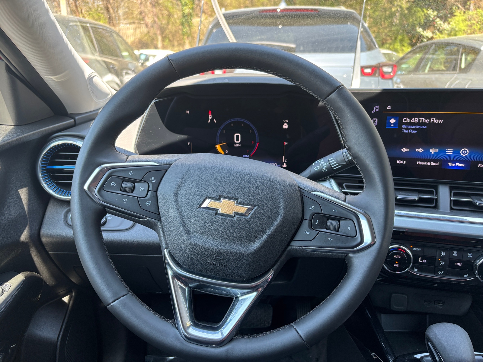 Thumbnail: 2025 Chevrolet Trax - 4