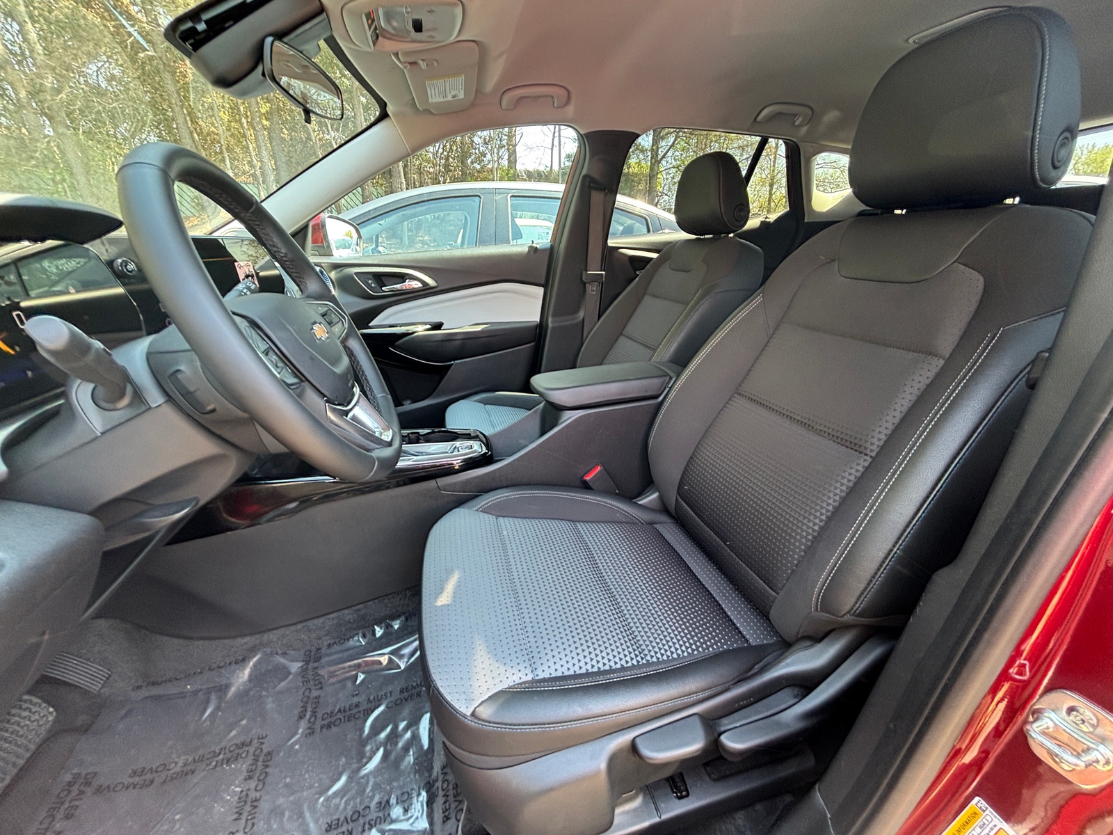 Thumbnail: 2025 Chevrolet Trax - 2