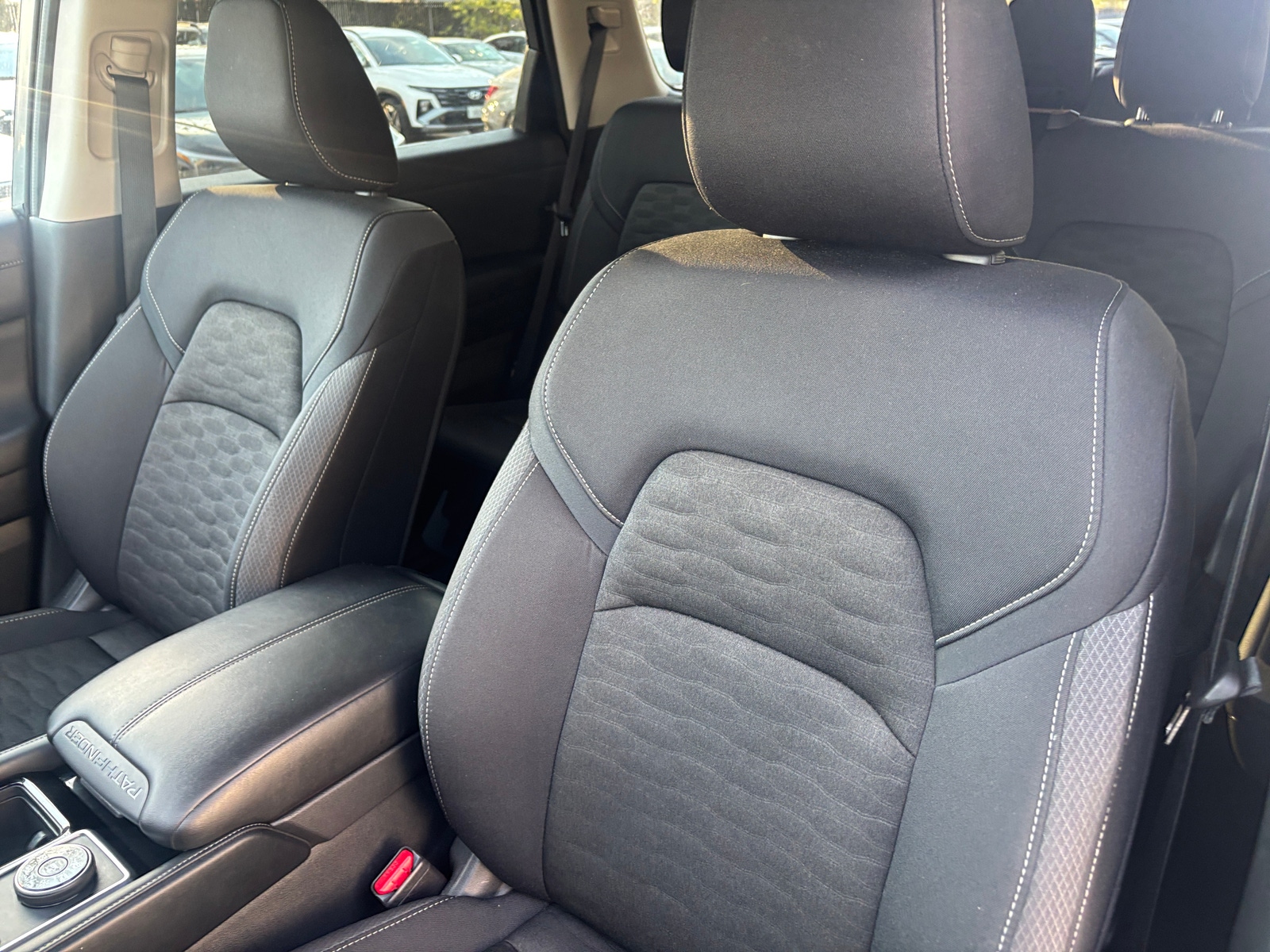 Thumbnail: 2025 Nissan Pathfinder - 2