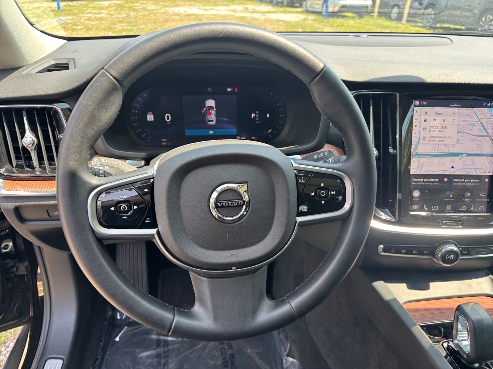 Thumbnail: 2025 Volvo V60 - 4