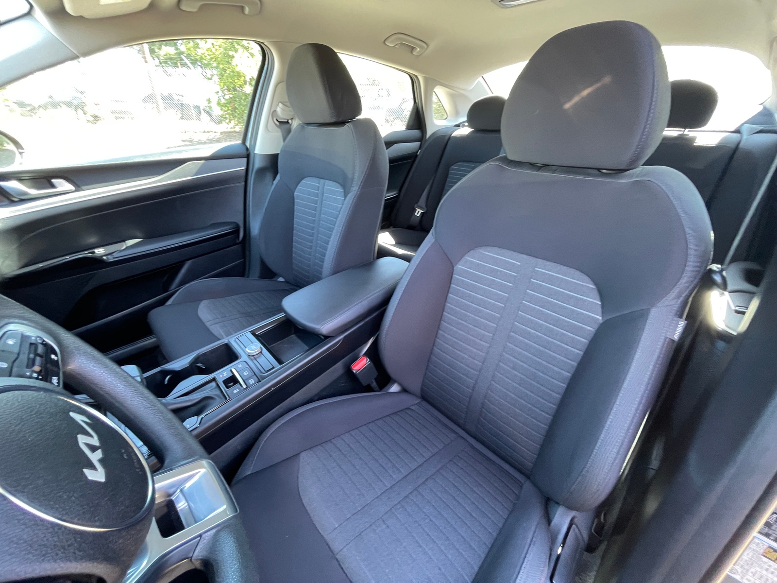 Thumbnail: 2025 Kia K5 - 2