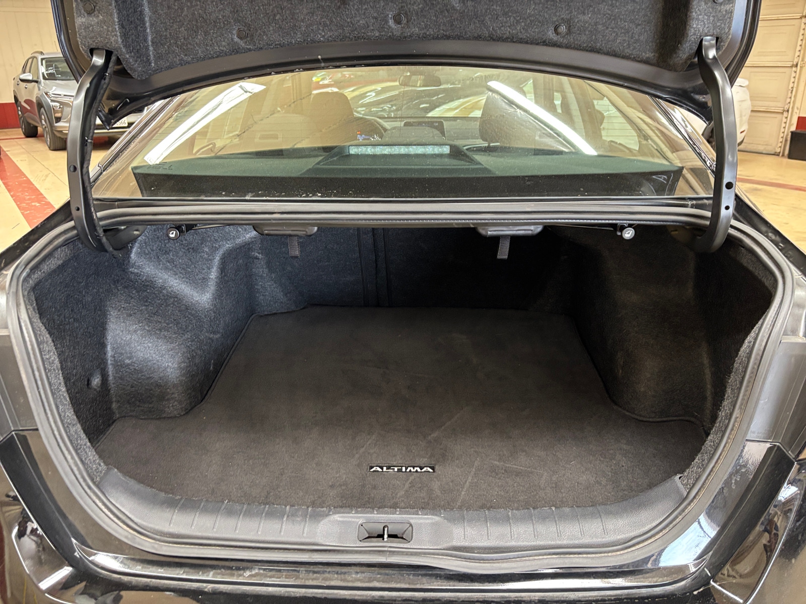 Thumbnail: 2025 Nissan Altima - 6