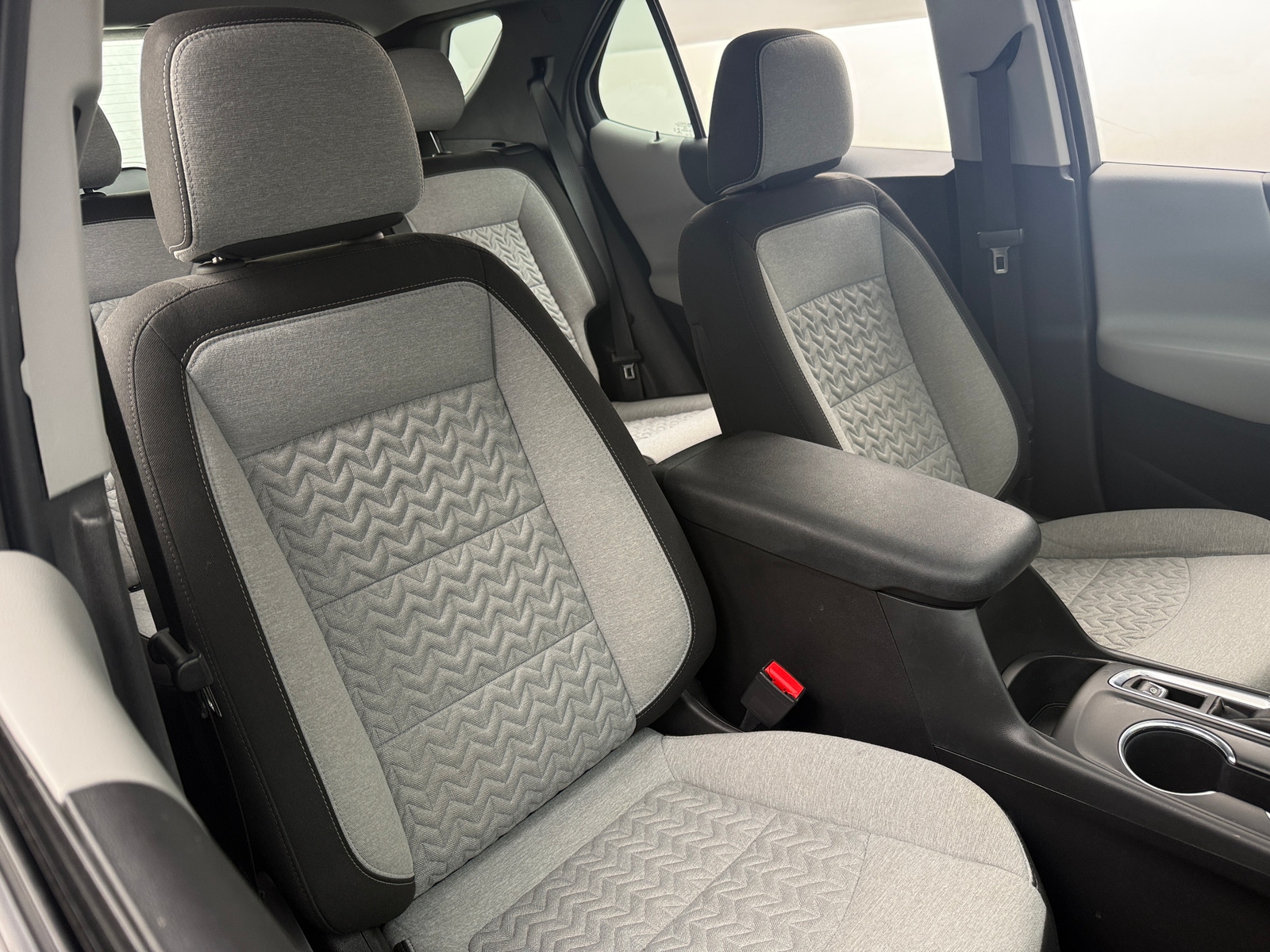 Thumbnail: 2023 Chevrolet Equinox - 2