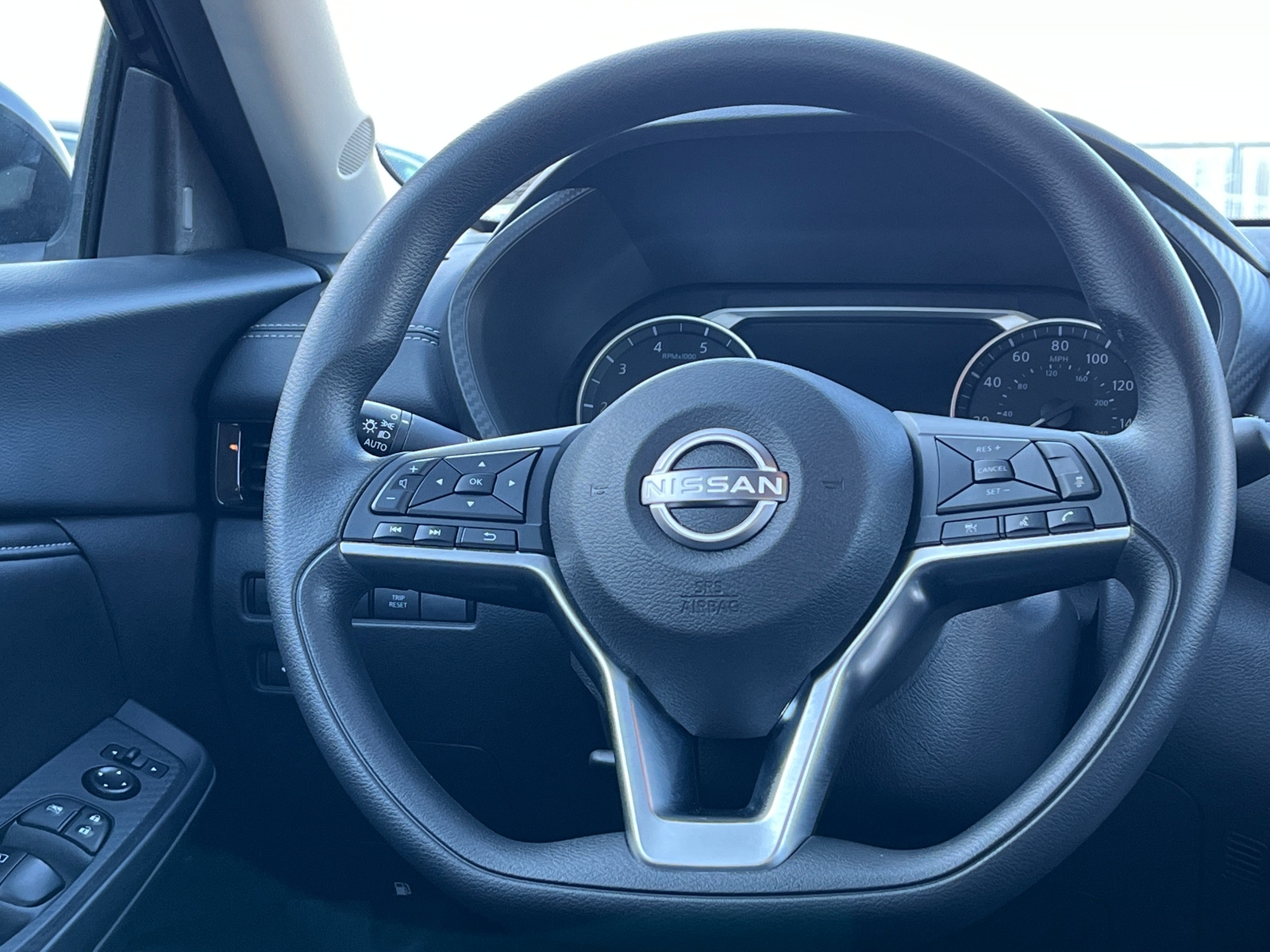 Thumbnail: 2025 Nissan Sentra - 5