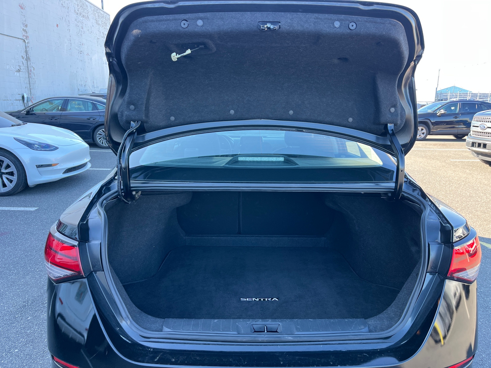 Thumbnail: 2025 Nissan Sentra - 6