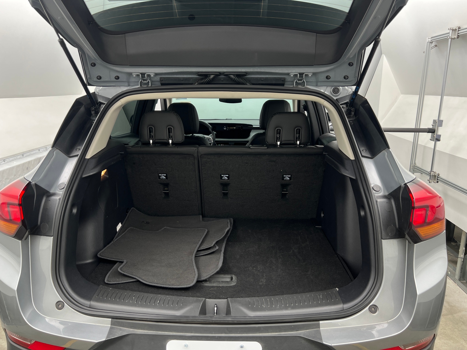 Thumbnail: 2025 Buick Encore GX - 6