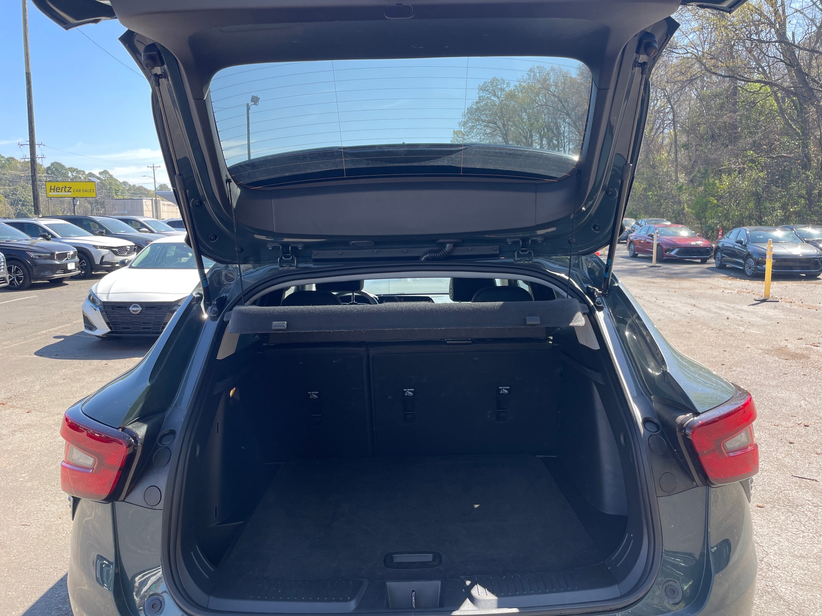 Thumbnail: 2025 Chevrolet Trax - 6