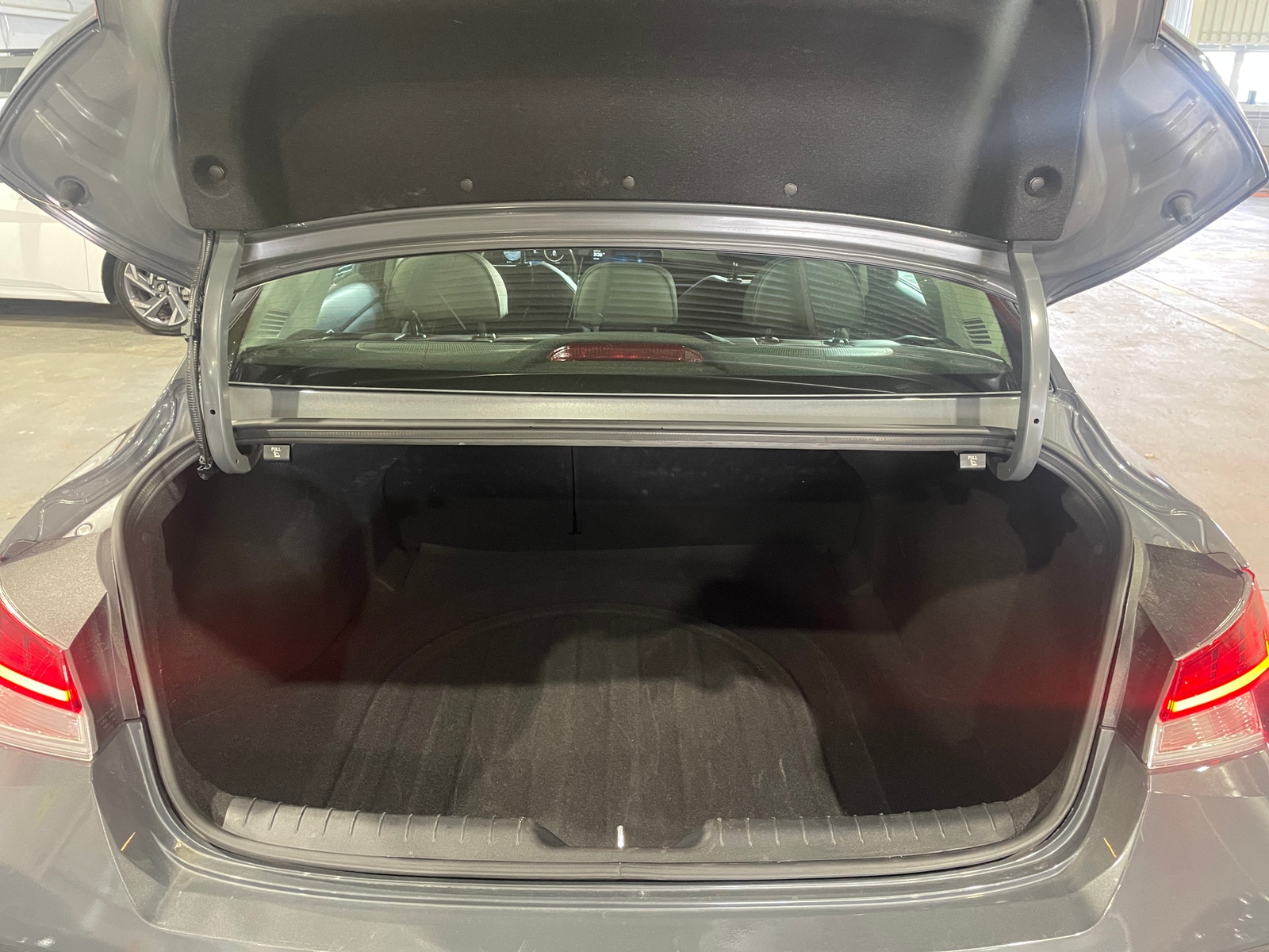 Thumbnail: 2025 Hyundai Elantra - 6