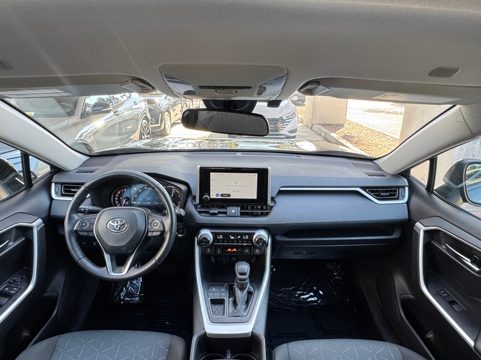 Thumbnail: 2025 Toyota RAV4 - 3