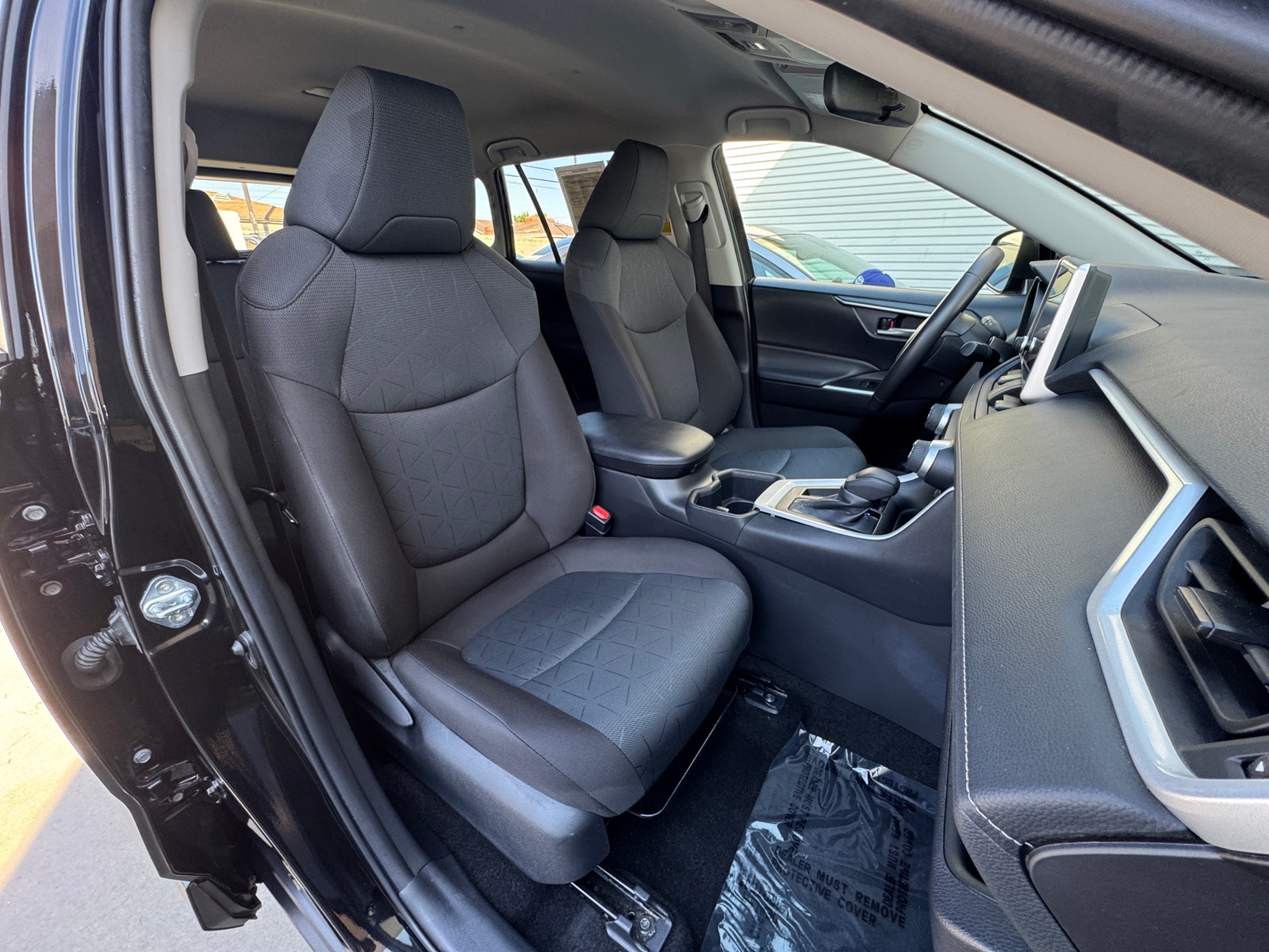 Thumbnail: 2025 Toyota RAV4 - 2