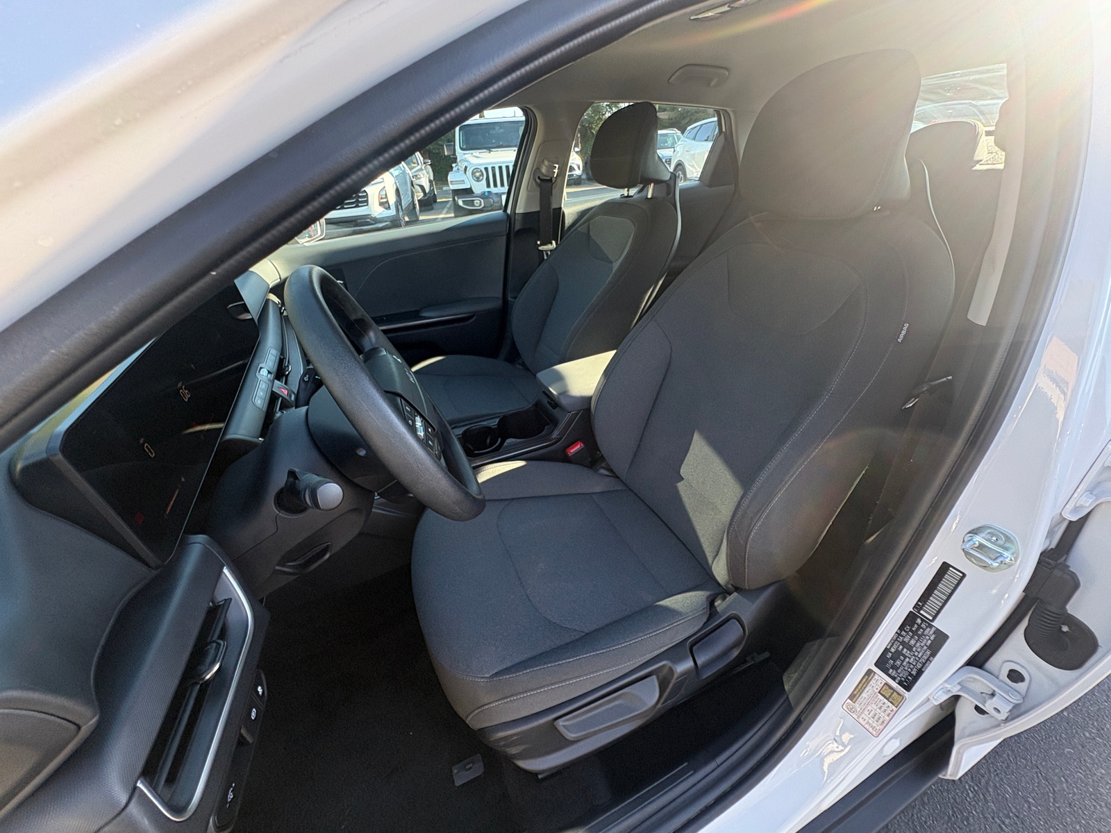 Thumbnail: 2025 Kia K4 - 2