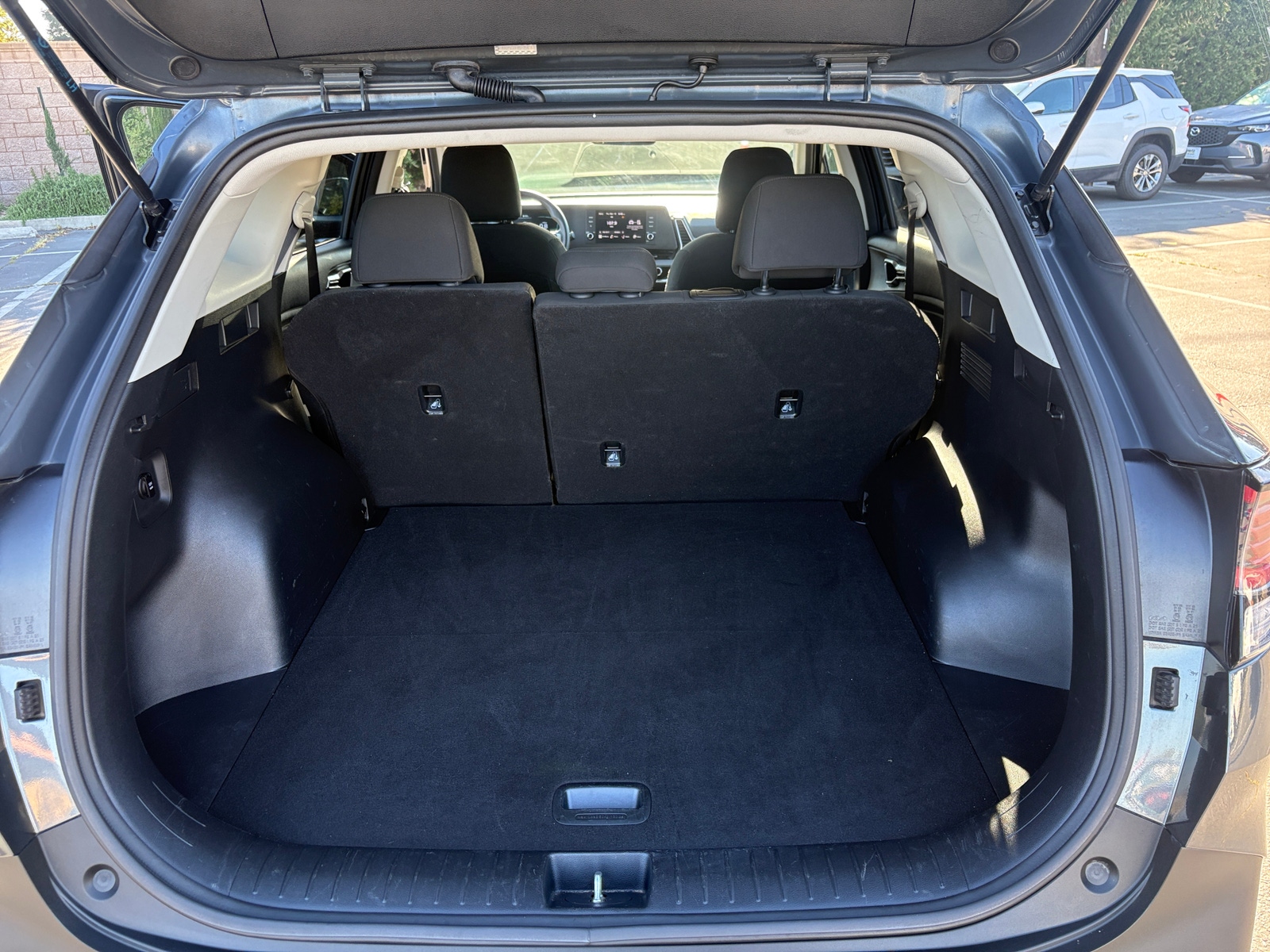 Thumbnail: 2025 Kia Sportage - 6