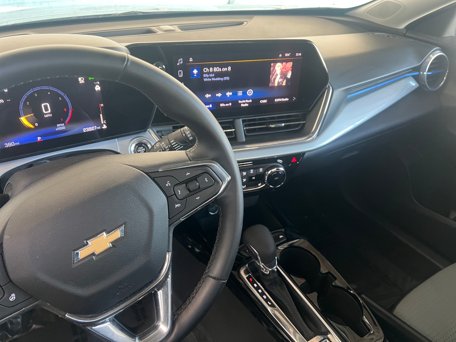 Thumbnail: 2025 Chevrolet Trax - 4