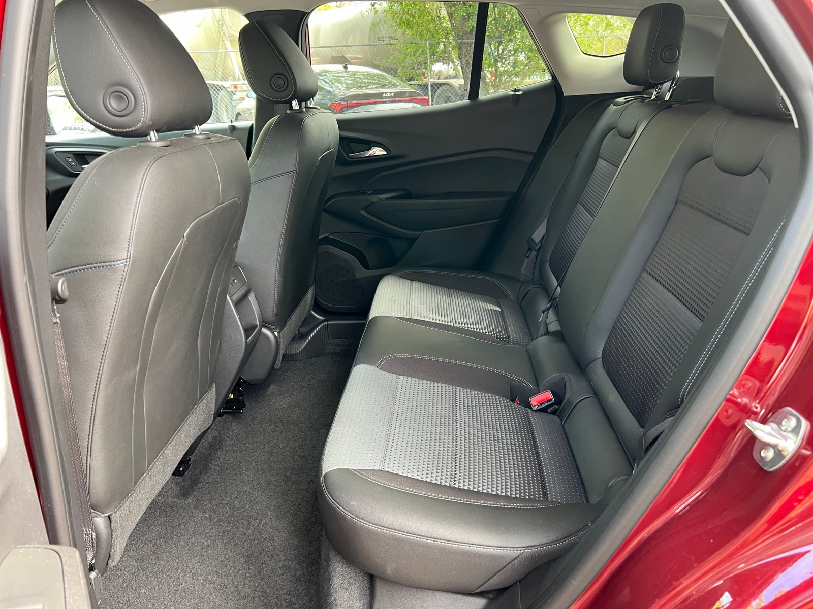 Thumbnail: 2025 Chevrolet Trax - 6