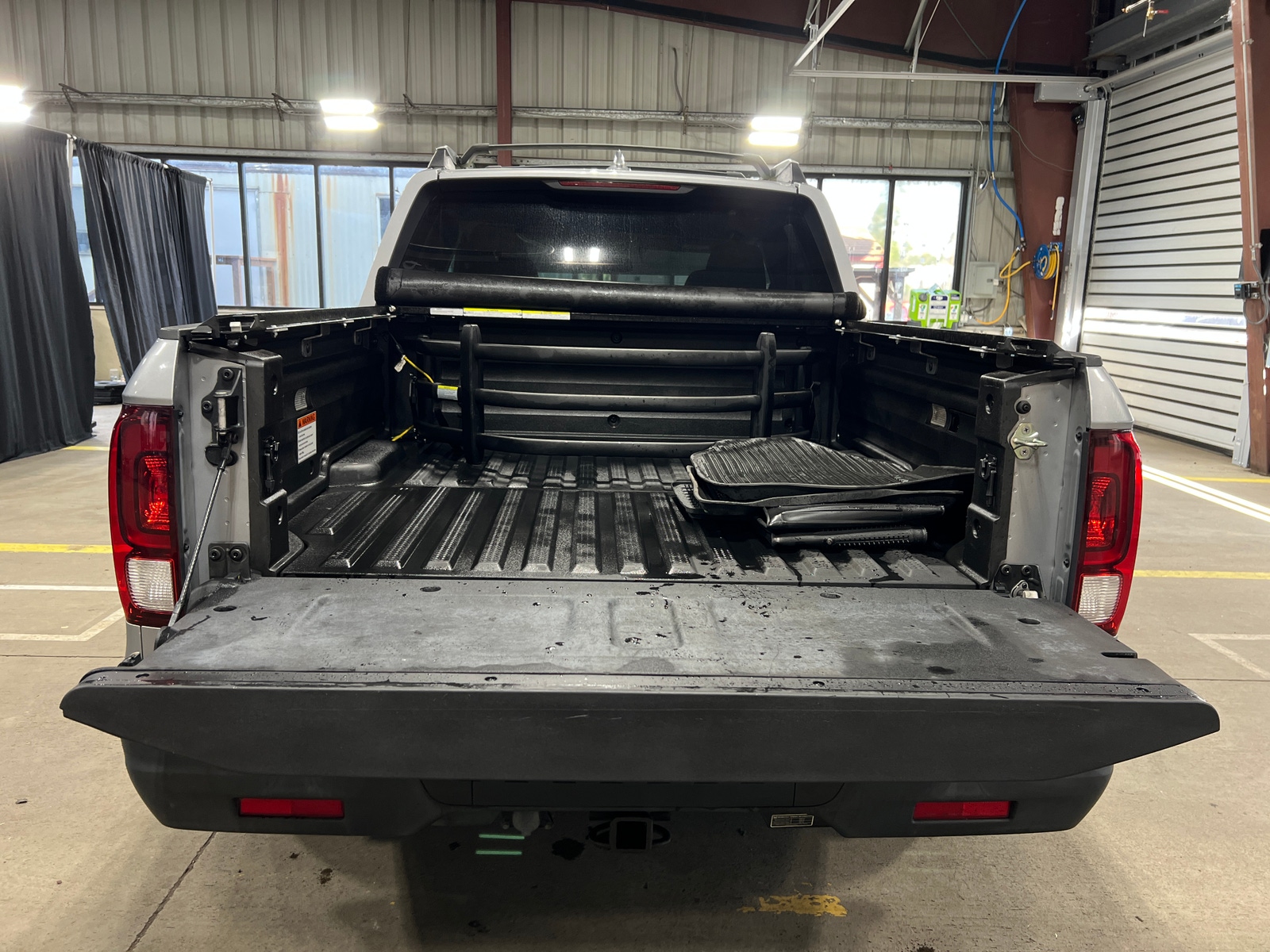 Thumbnail: 2017 Honda Ridgeline - 6