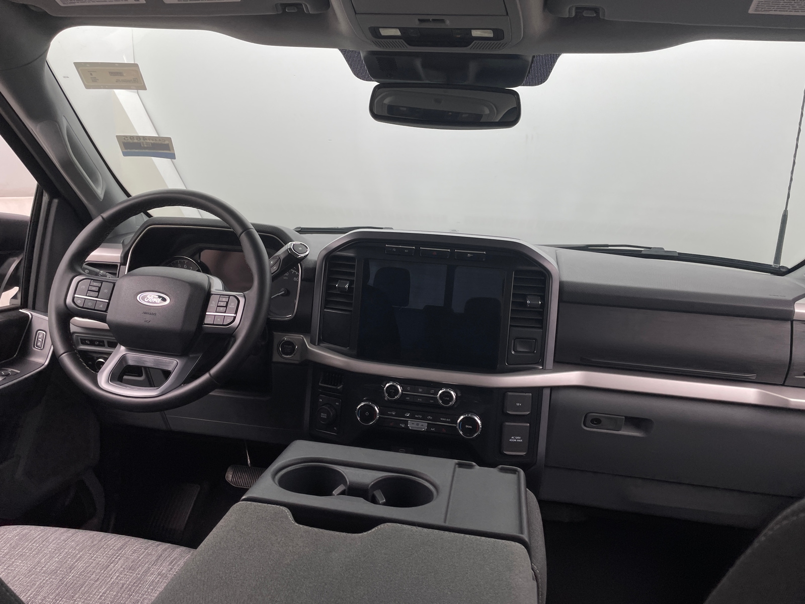 Thumbnail: 2023 Ford Econoline - 3