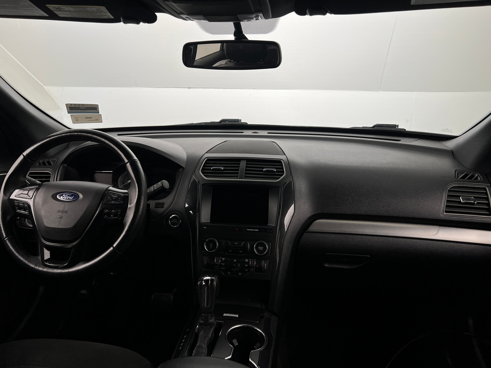 Thumbnail: 2018 Ford Explorer - 3