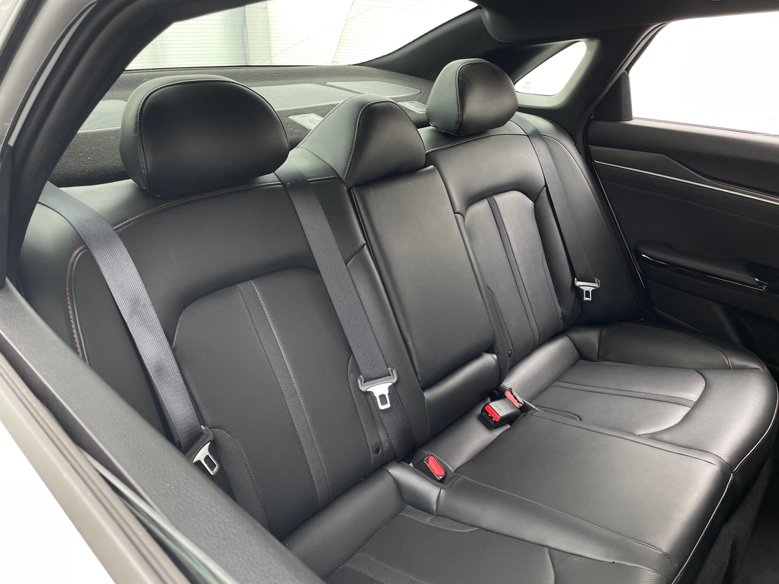 Thumbnail: 2022 Kia K5 - 5