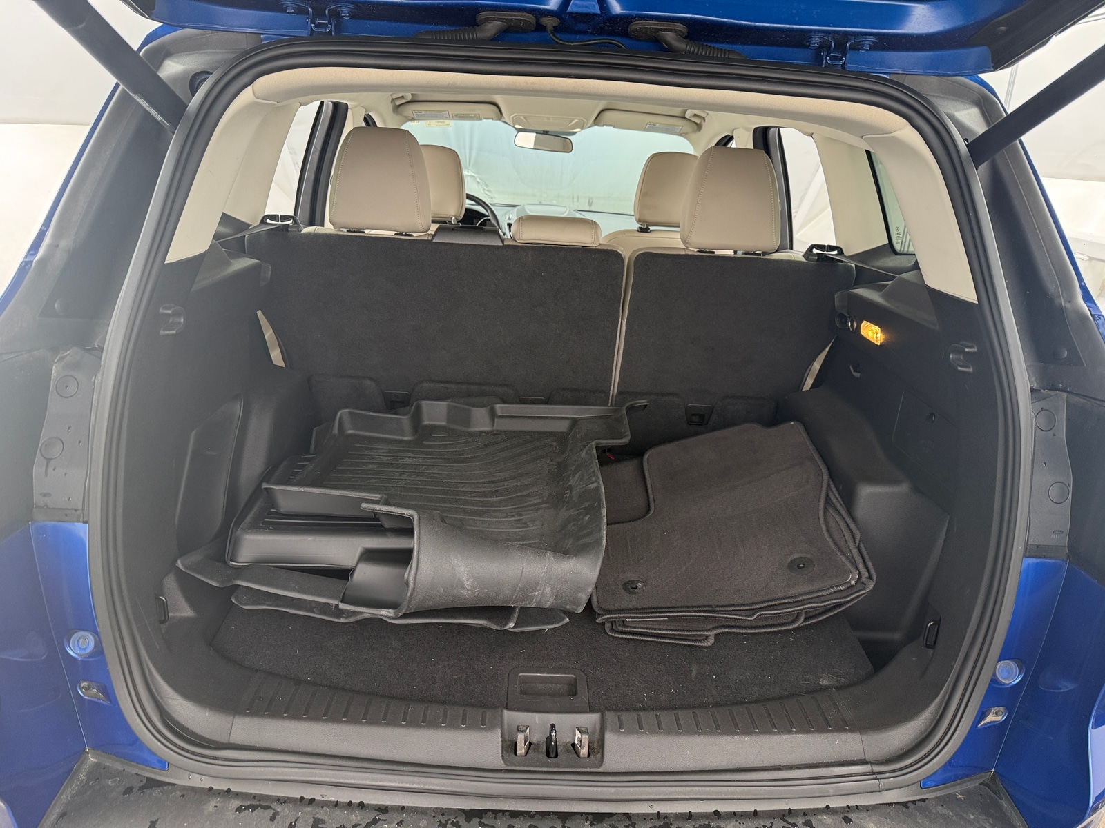 Thumbnail: 2019 Ford Escape - 6