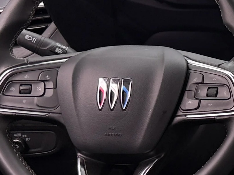 Thumbnail: 2025 Buick Encore GX - 5