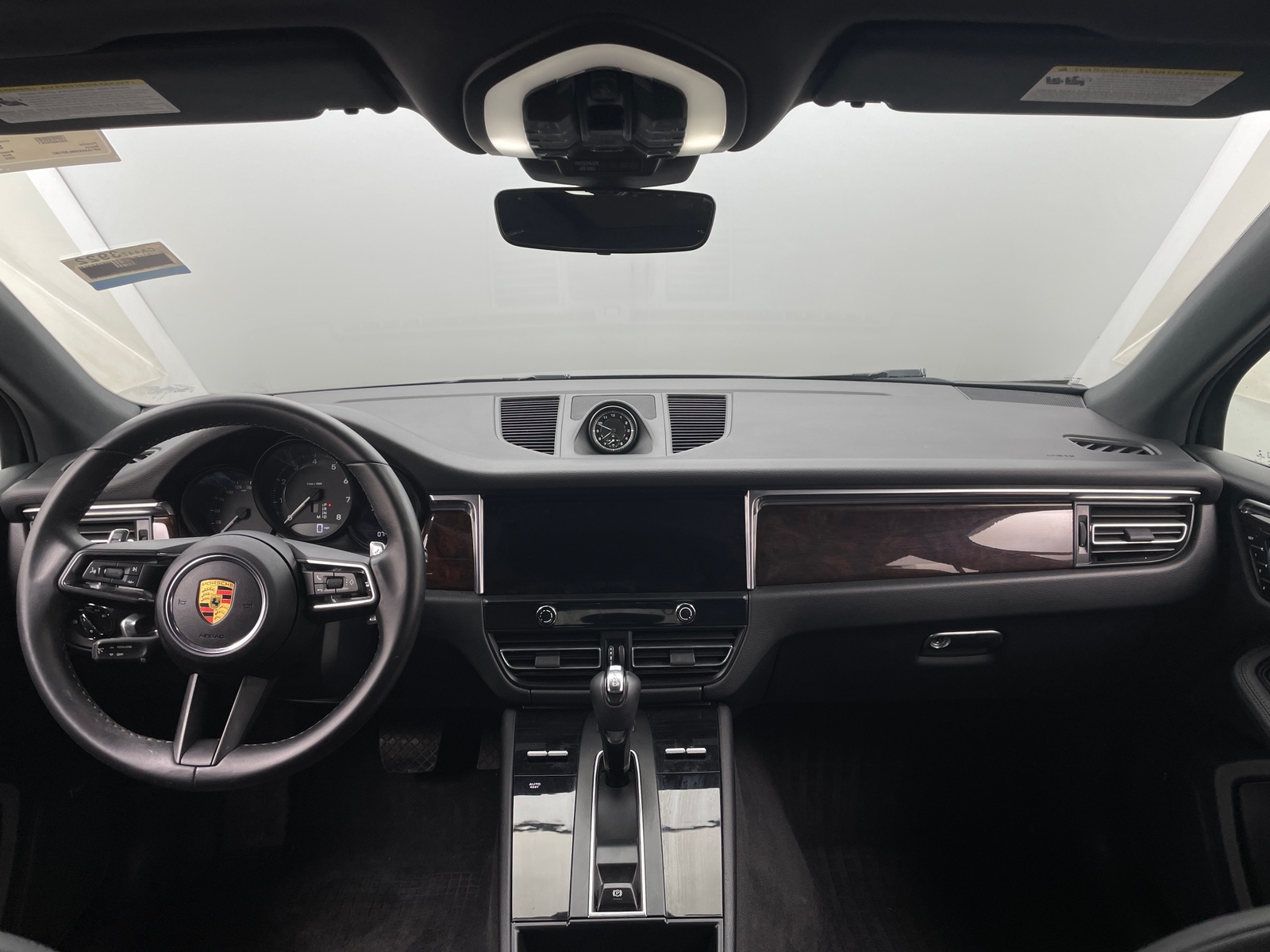 Thumbnail: 2022 Porsche Macan - 2