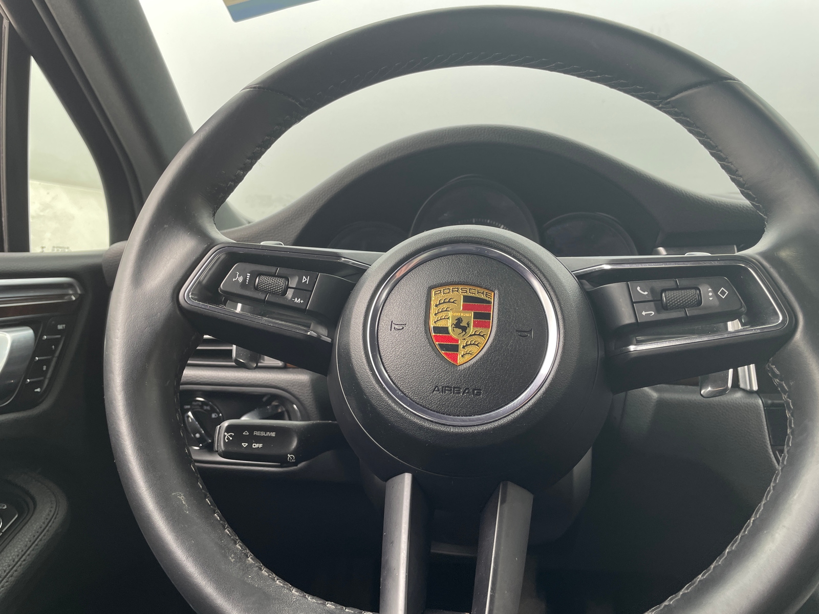 Thumbnail: 2022 Porsche Macan - 4