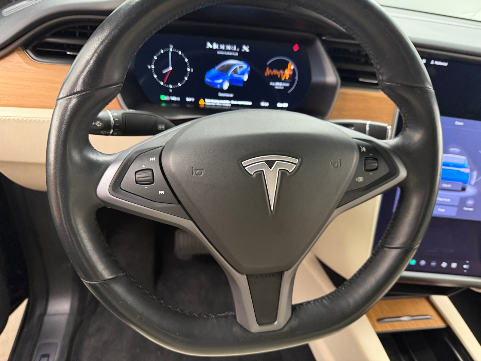Thumbnail: 2020 Tesla Model X - 4