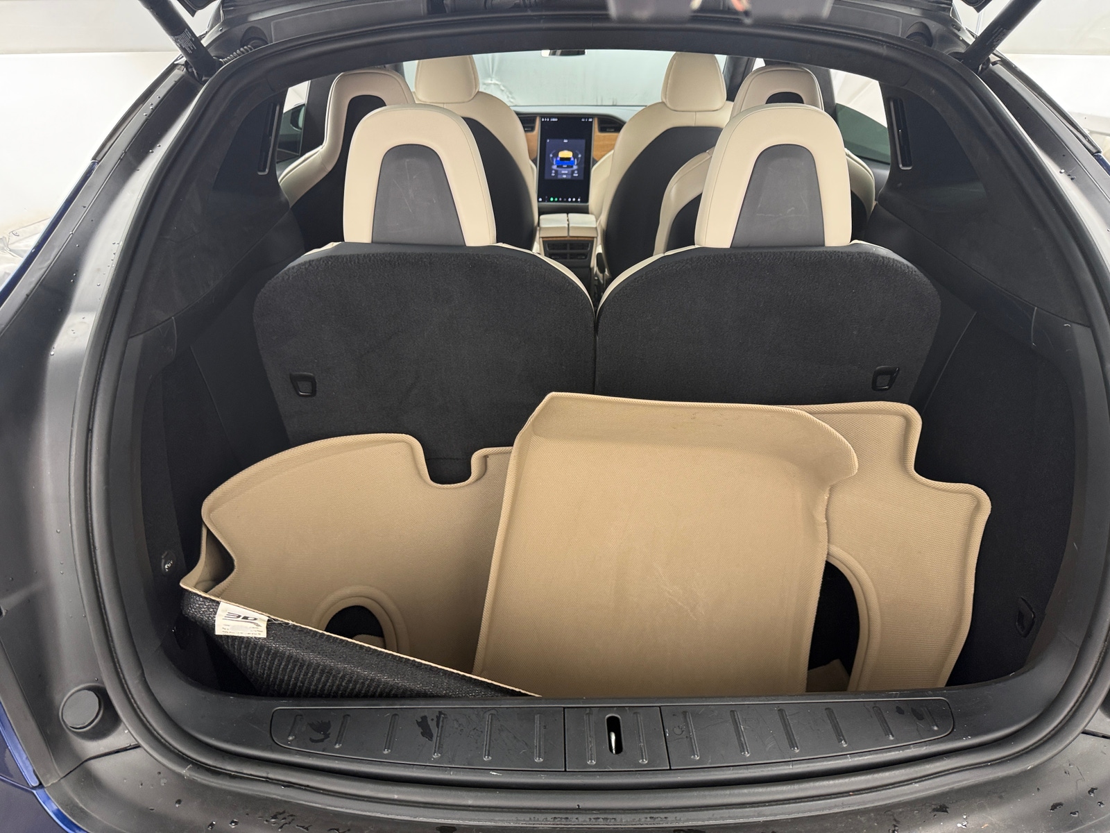 Thumbnail: 2020 Tesla Model X - 6