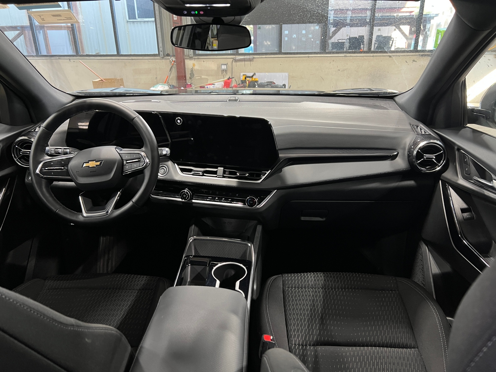 Thumbnail: 2025 Chevrolet Equinox - 3