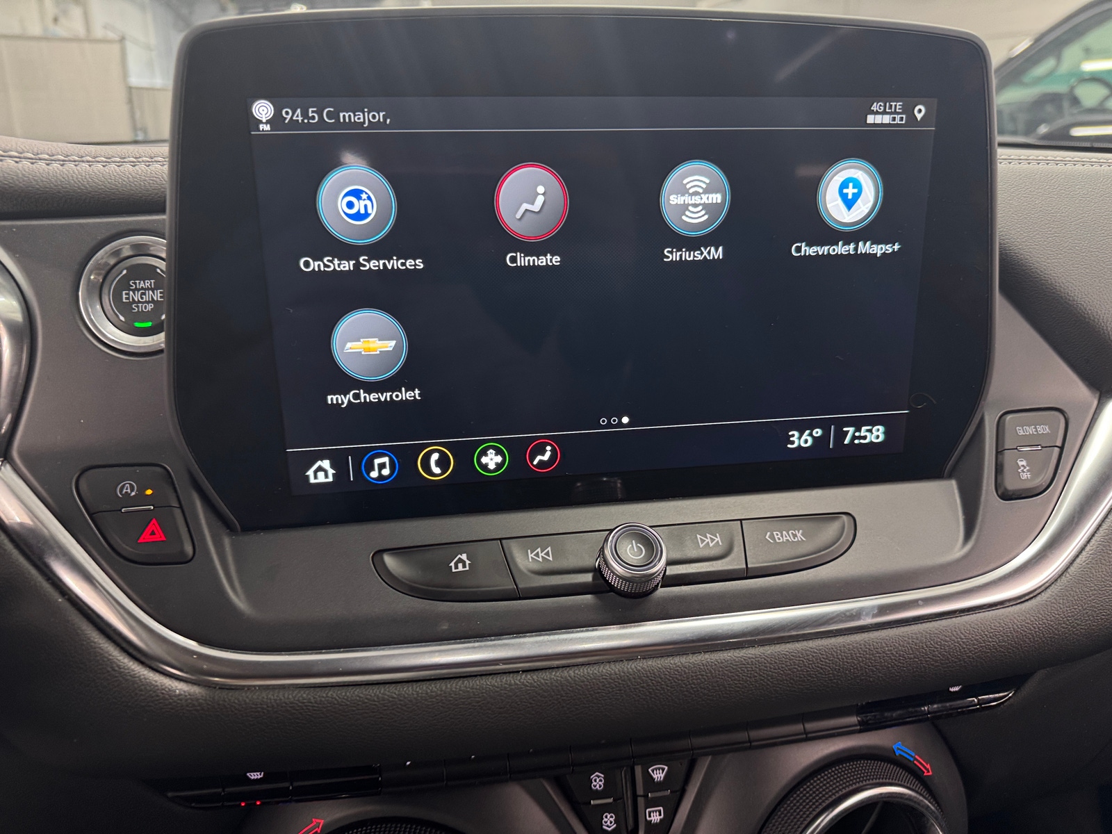 Thumbnail: 2025 Chevrolet Blazer - 4