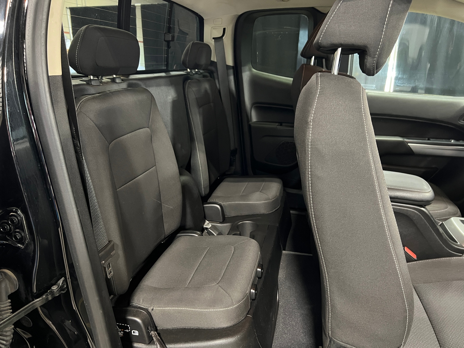 Thumbnail: 2019 Chevrolet Colorado - 6