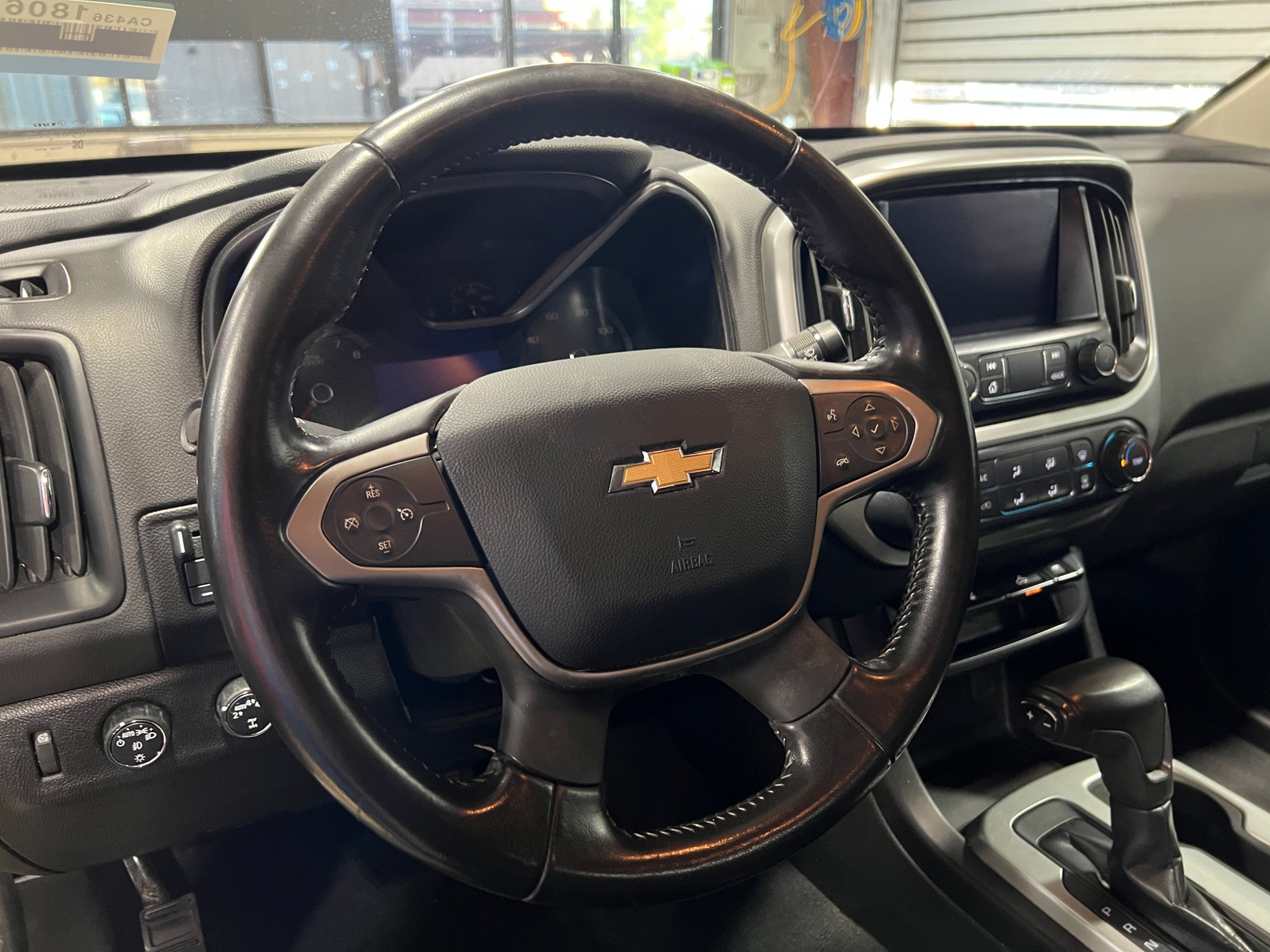 Thumbnail: 2019 Chevrolet Colorado - 5