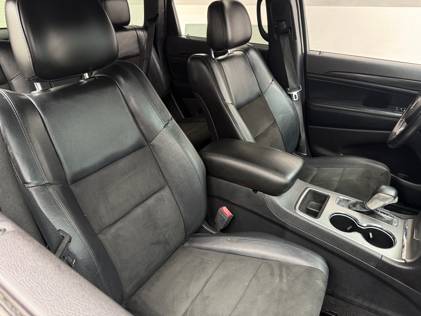 Thumbnail: 2020 Jeep Grand Cherokee - 2