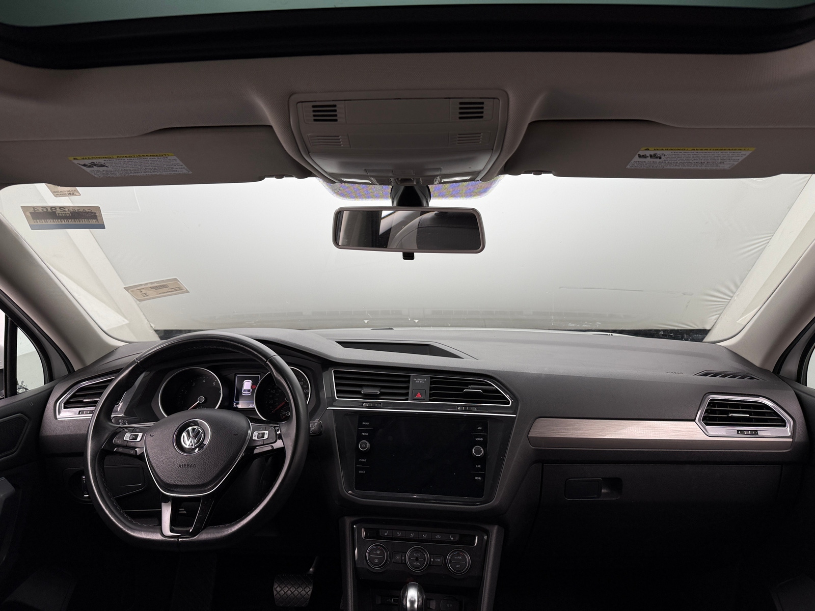 Thumbnail: 2019 Volkswagen Tiguan - 2