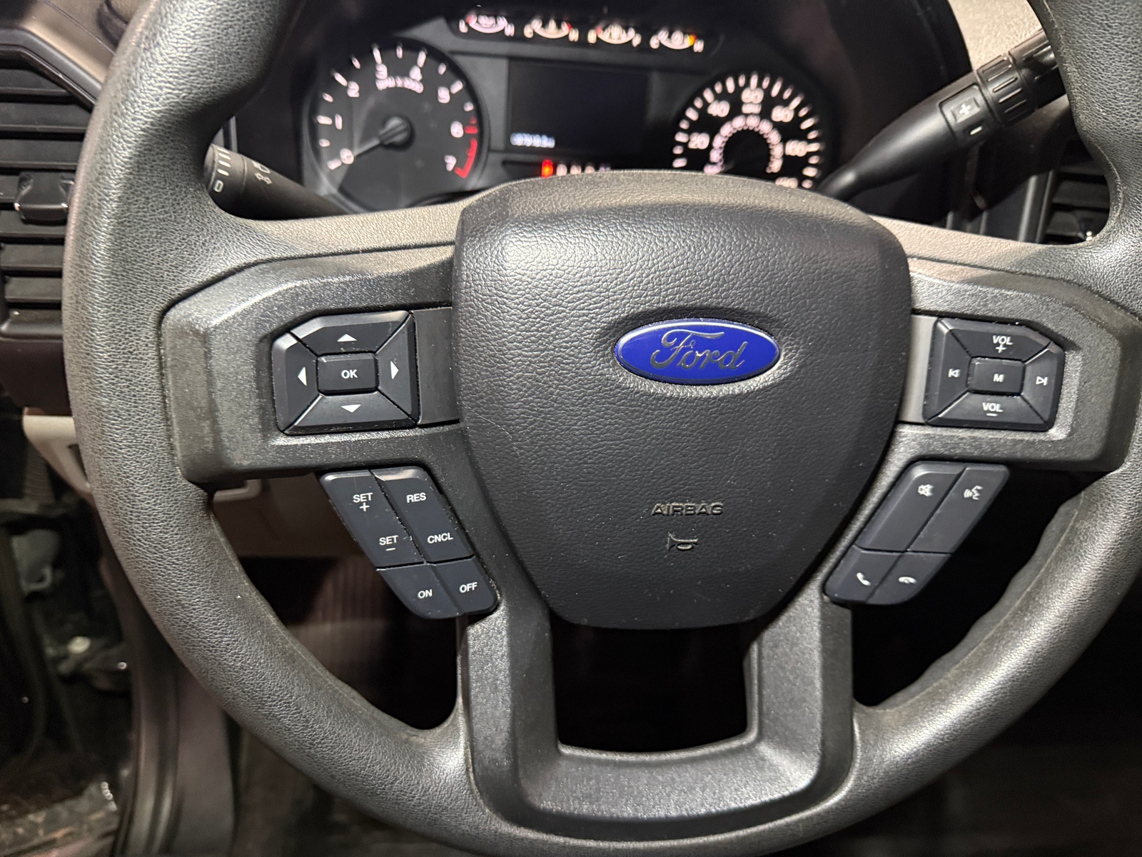 Thumbnail: 2020 Ford Econoline - 5