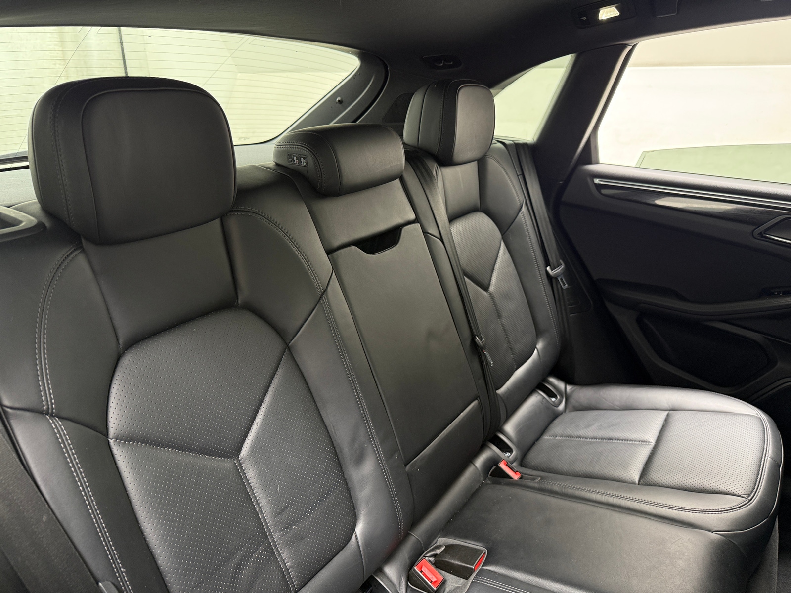 Thumbnail: 2020 Porsche Macan - 5